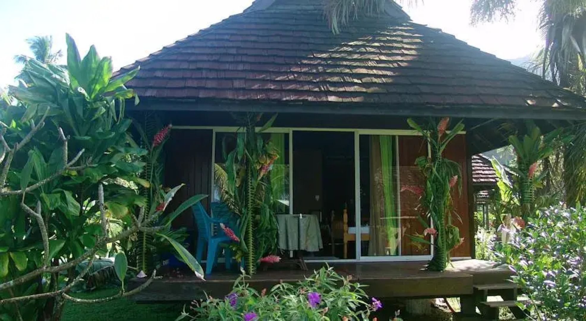 Tauhanihani Village Lodge La Vague Bleue