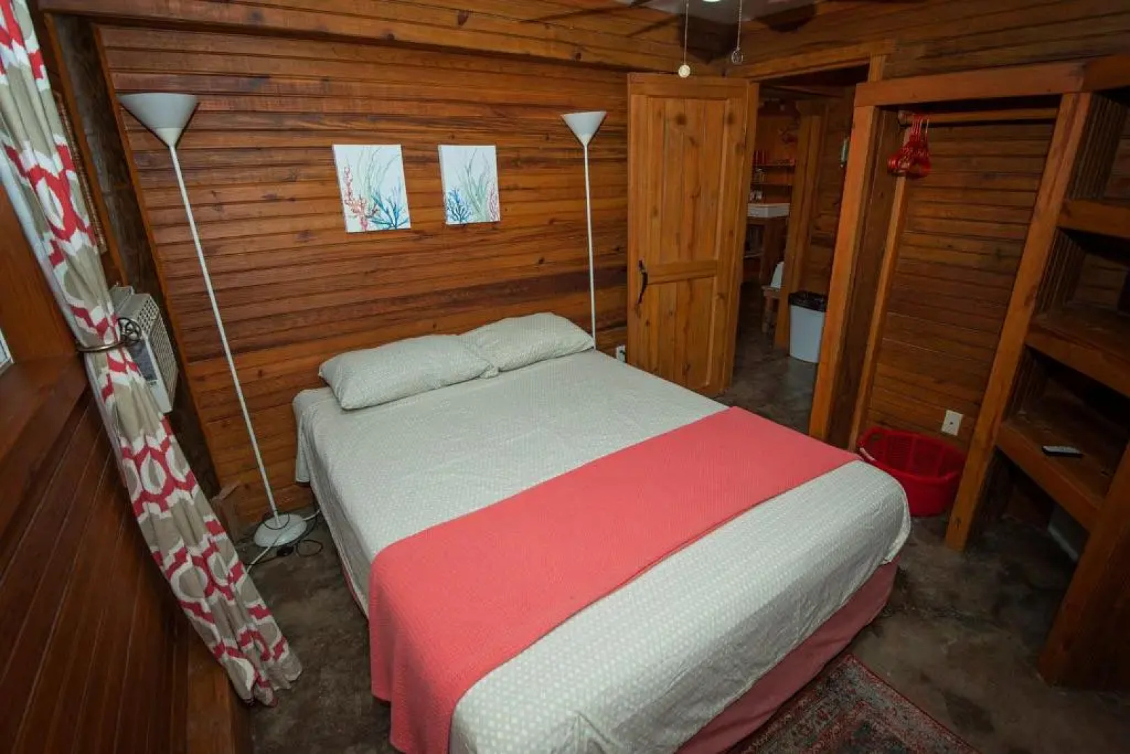 Blue Island Divers Casa Descanso