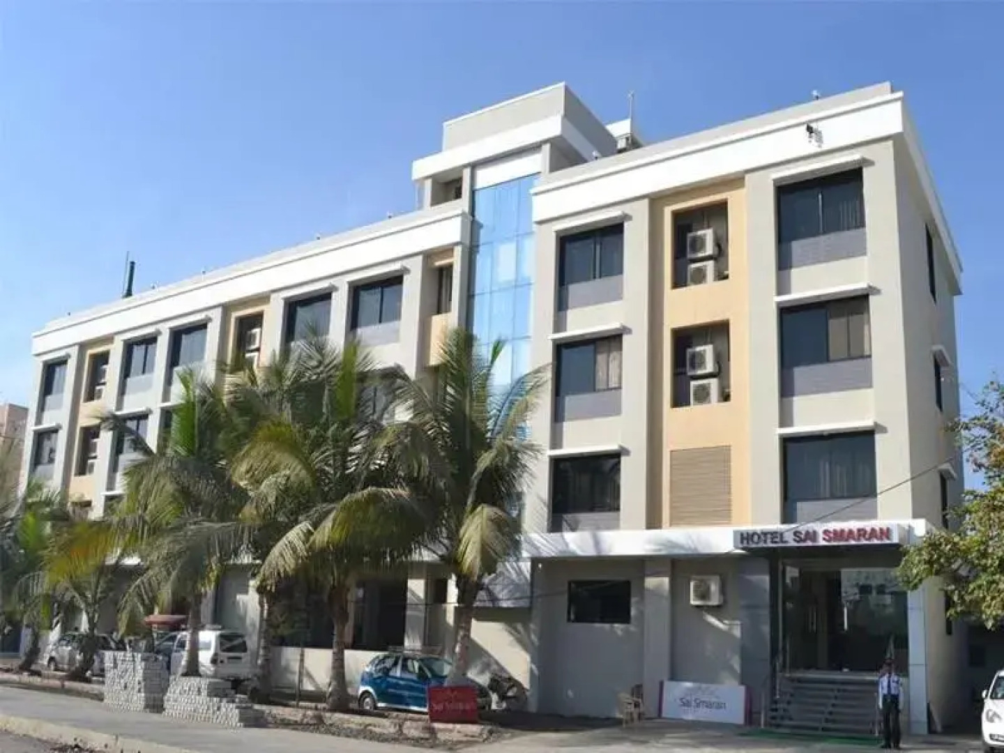 Hotel Sai Smaran