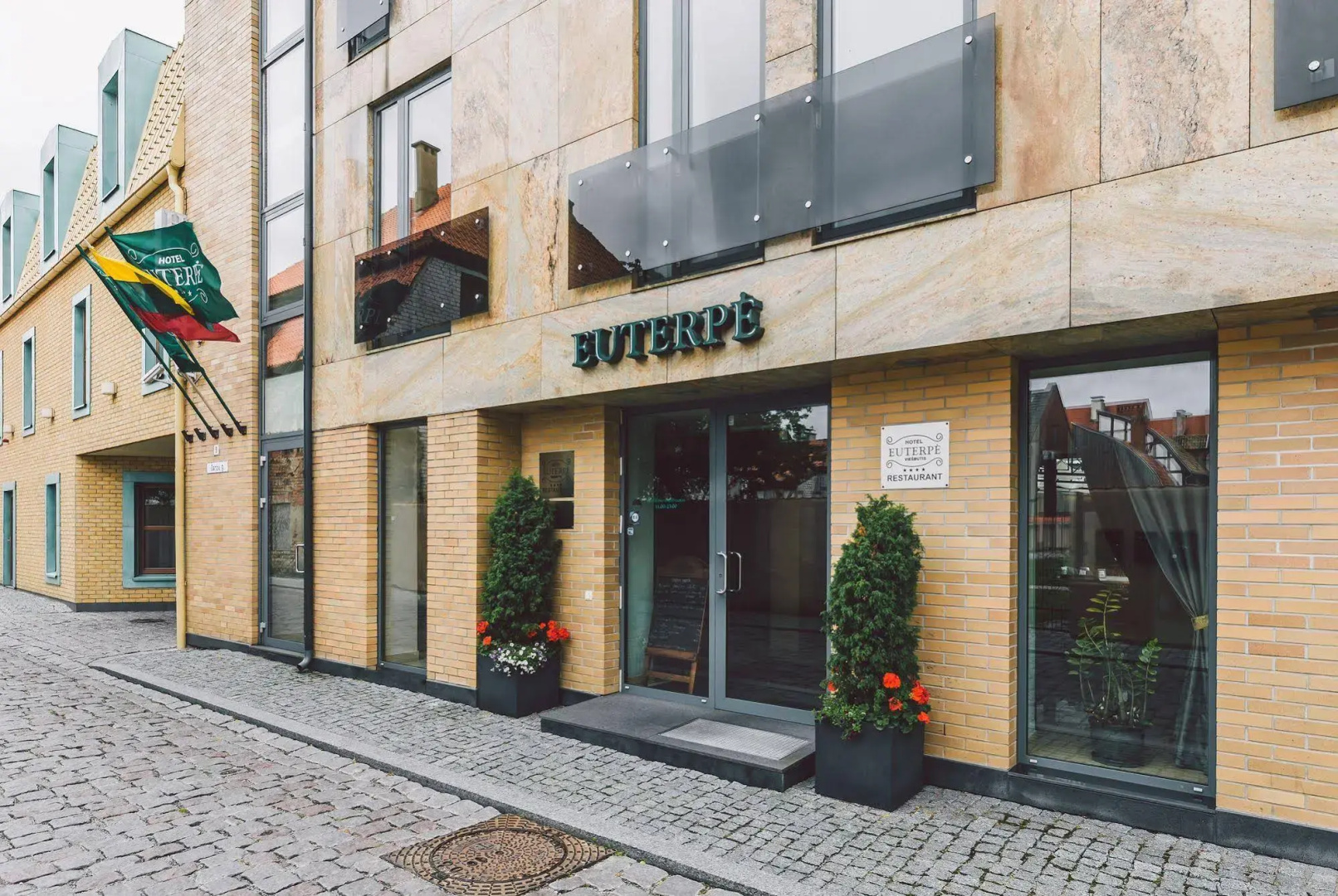 Отель Euterpe