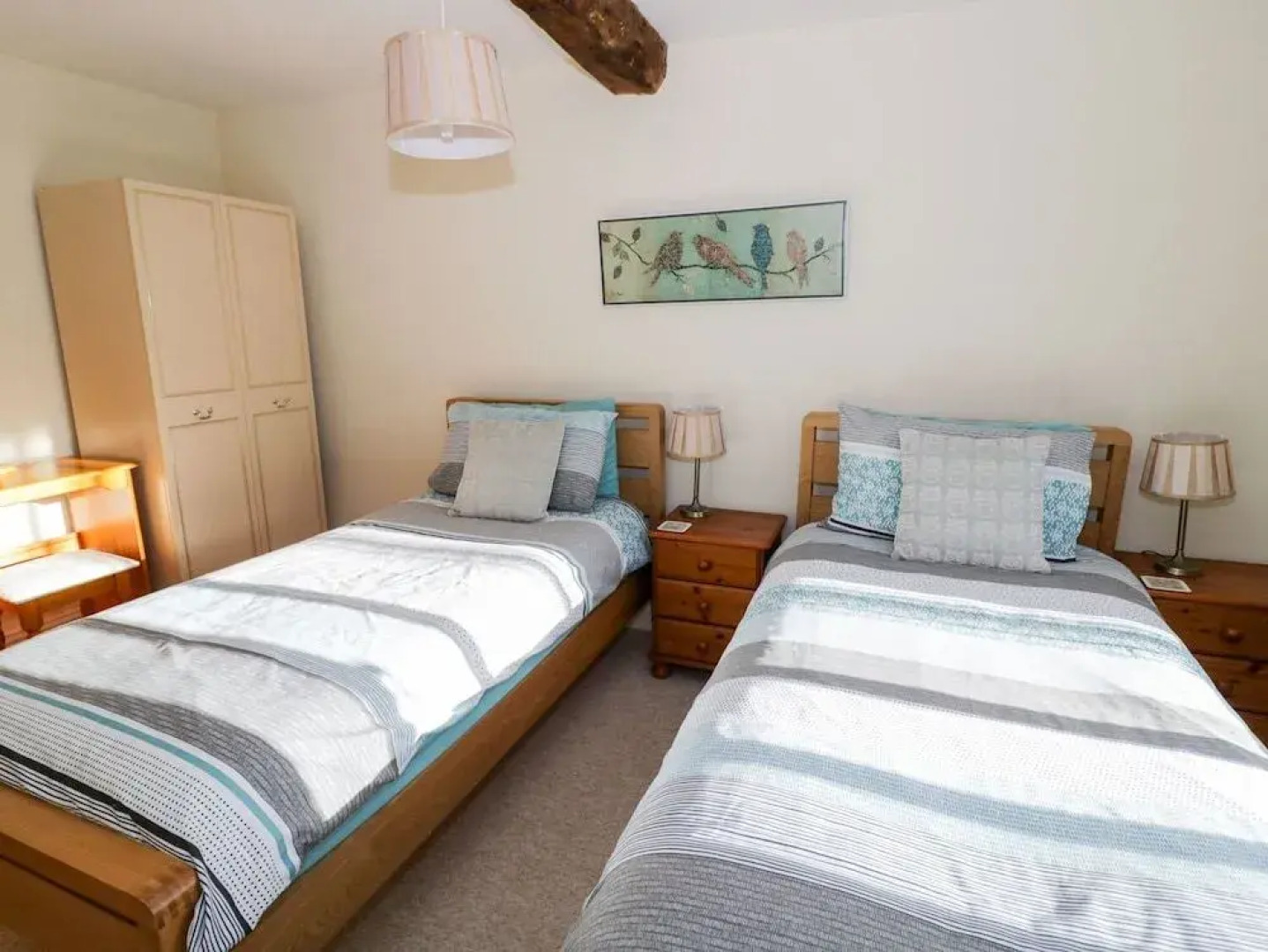 The Hideaway, Pershore