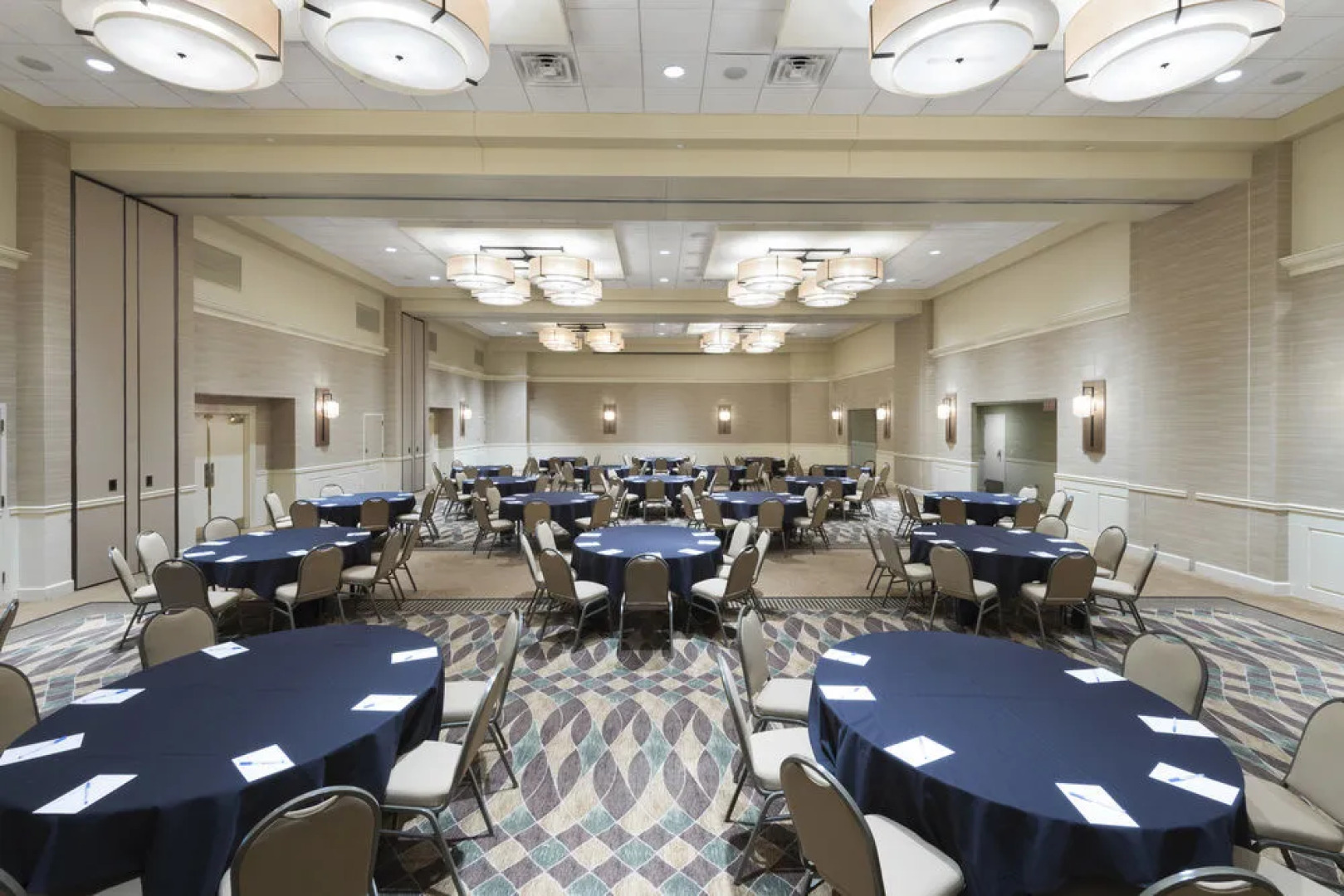 Wyndham Hamilton Park Hotel and Conference Center