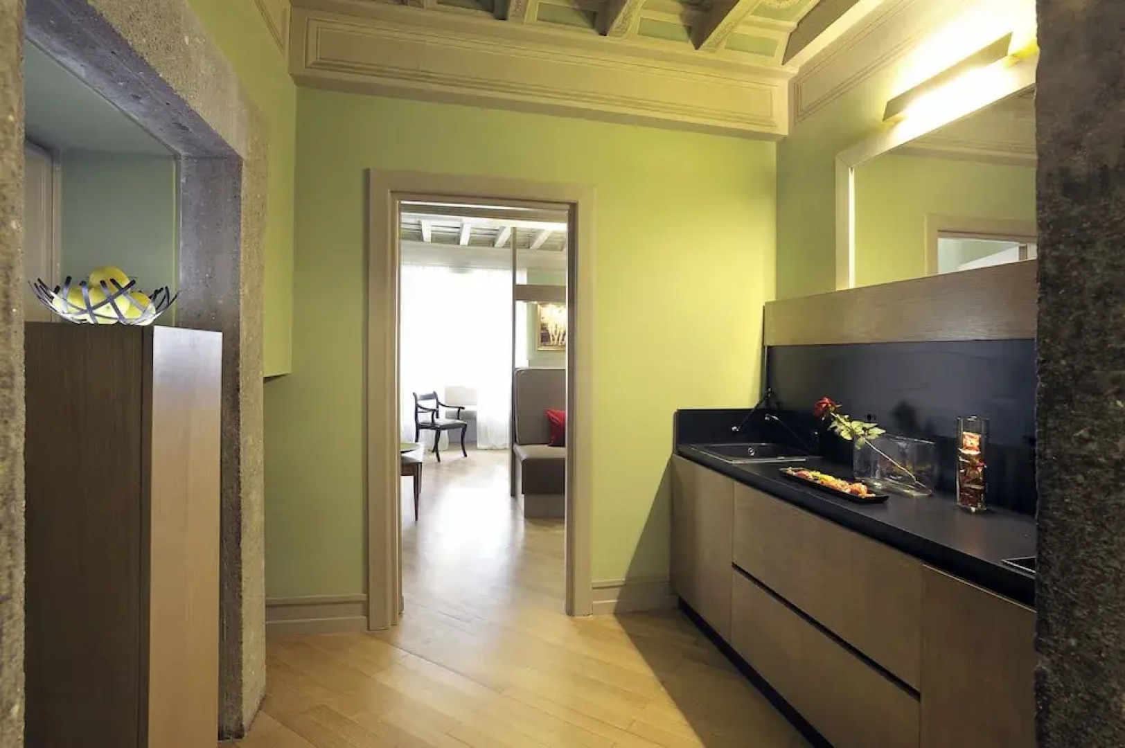 Raffaello Charmsuite