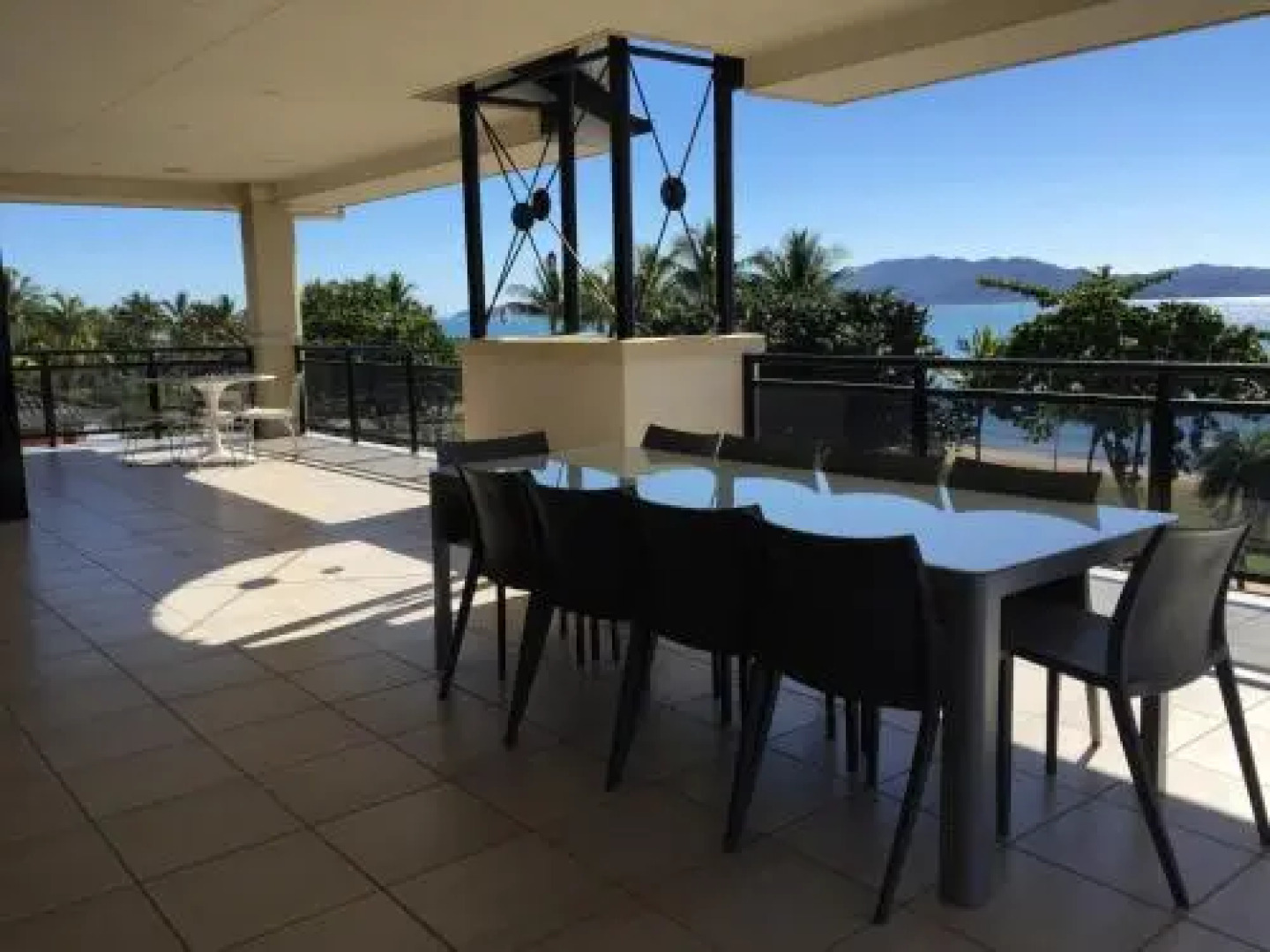 Lighthouse Apartments on The Strand