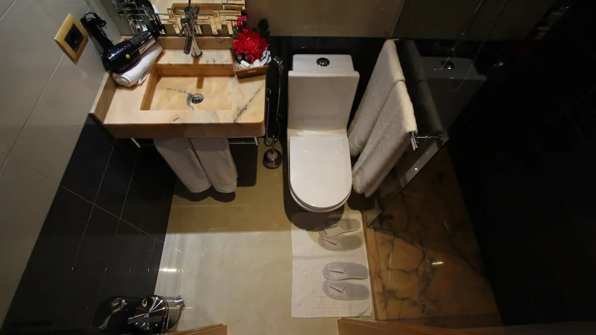 Moreno`s Boutique Hotel