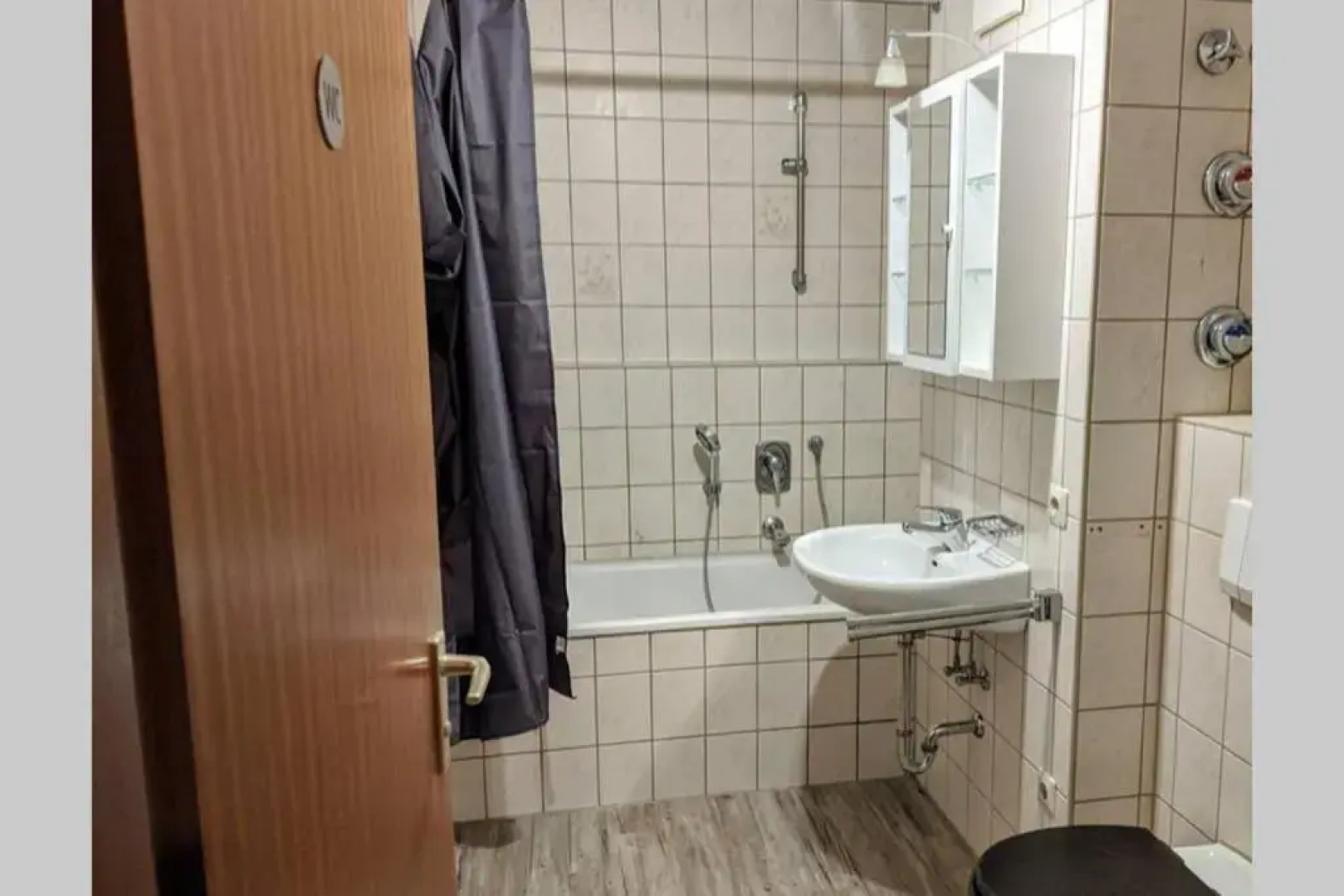 ideale Messe/Airport Wohnung 15min Fahrtweg