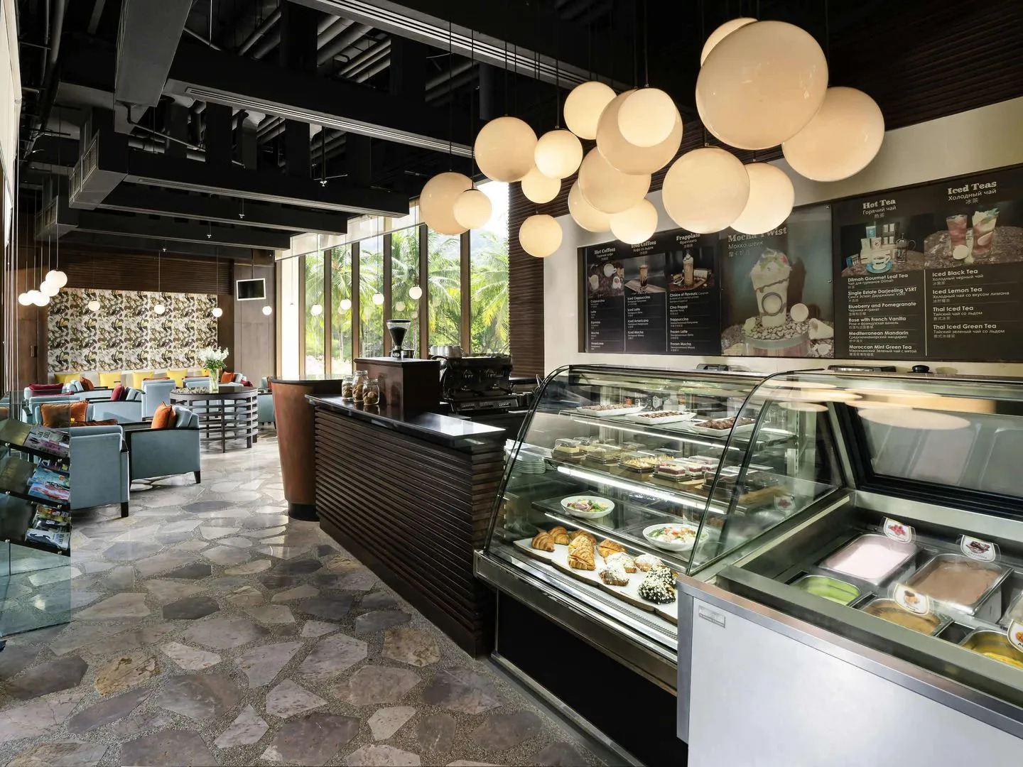 Pullman Phuket Karon Beach Resort ex. Hilton Phuket Arcadia Resort