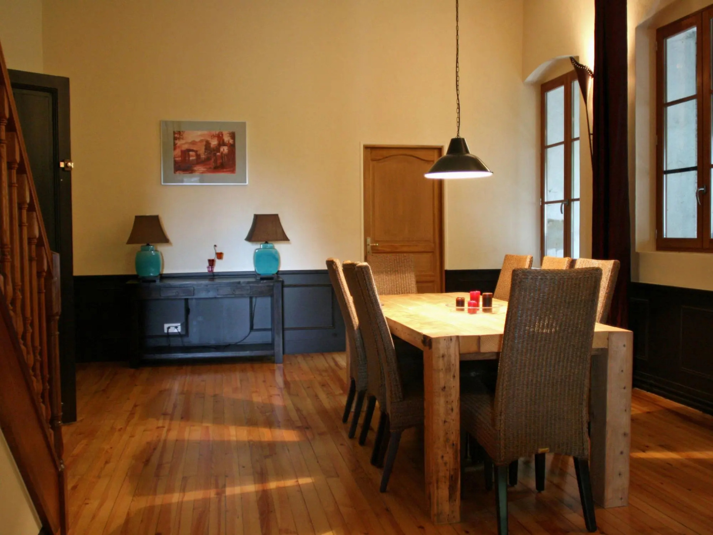 Alluring Castle in Serrières-en-chautagn With Pool