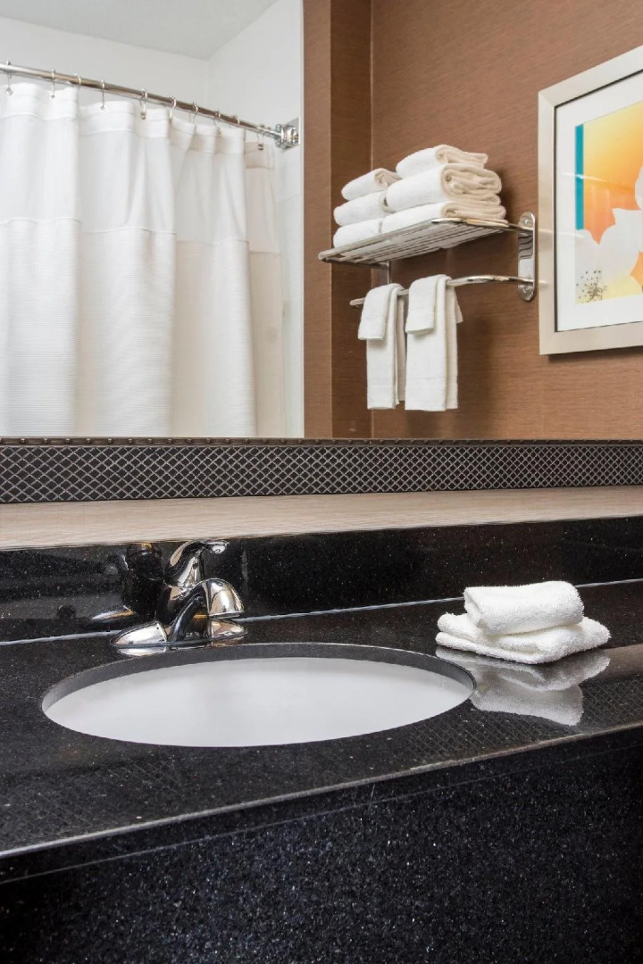 Wingate by Wyndham Oshkosh