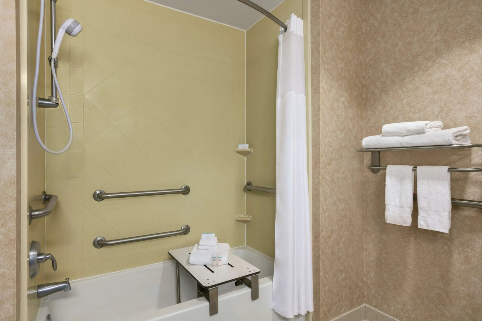 Hampton Inn & Suites Lawton