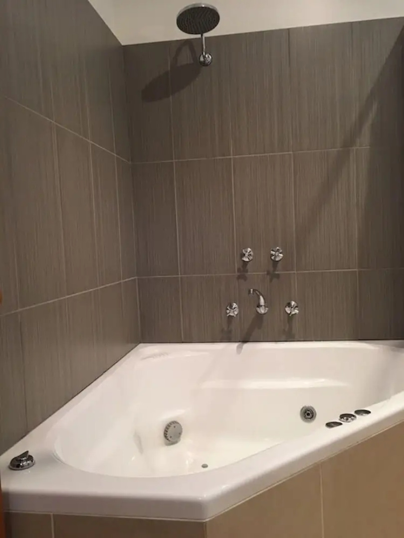 Rosemount Hepburn Springs