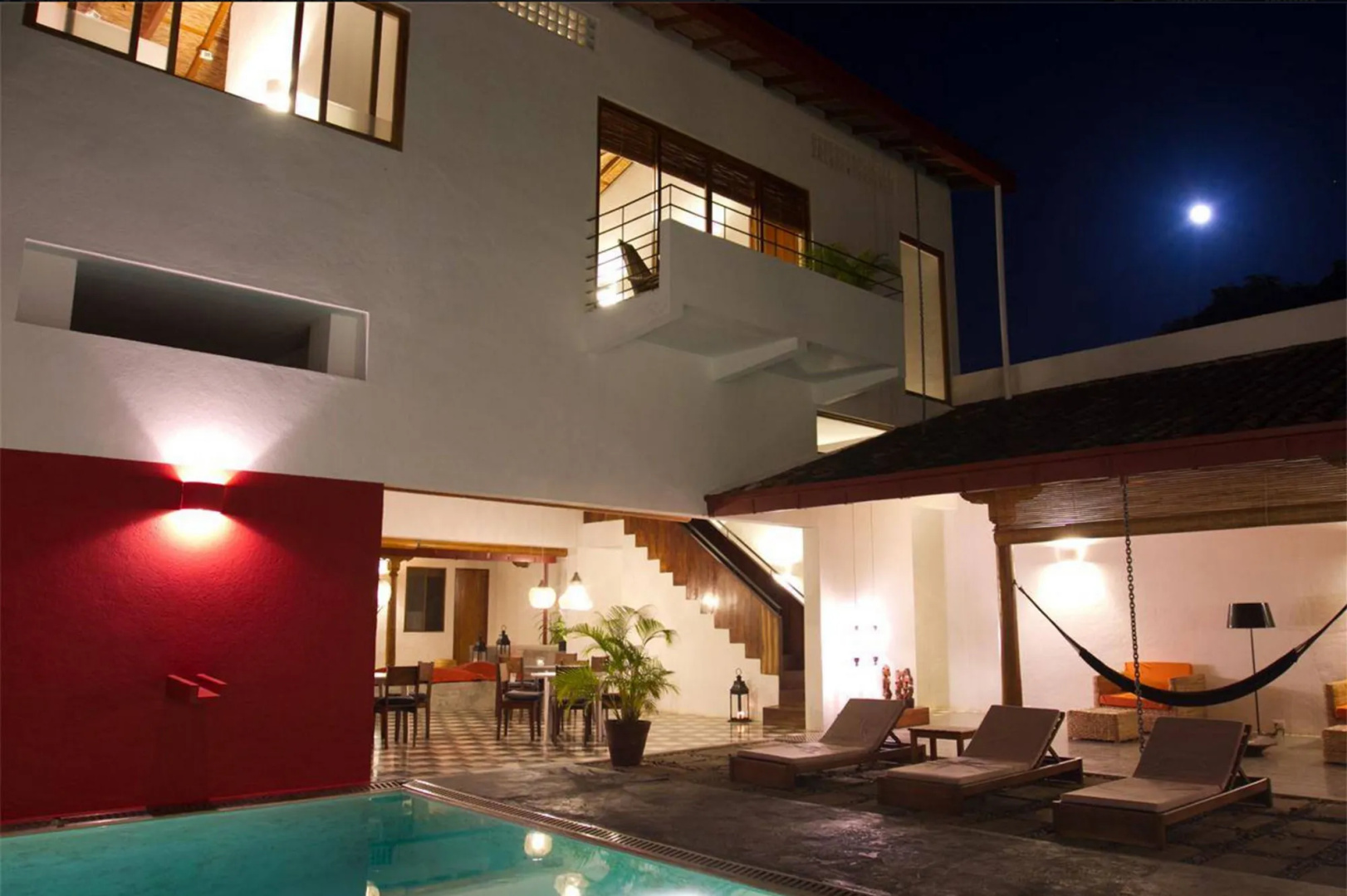 Los Patios Hotel