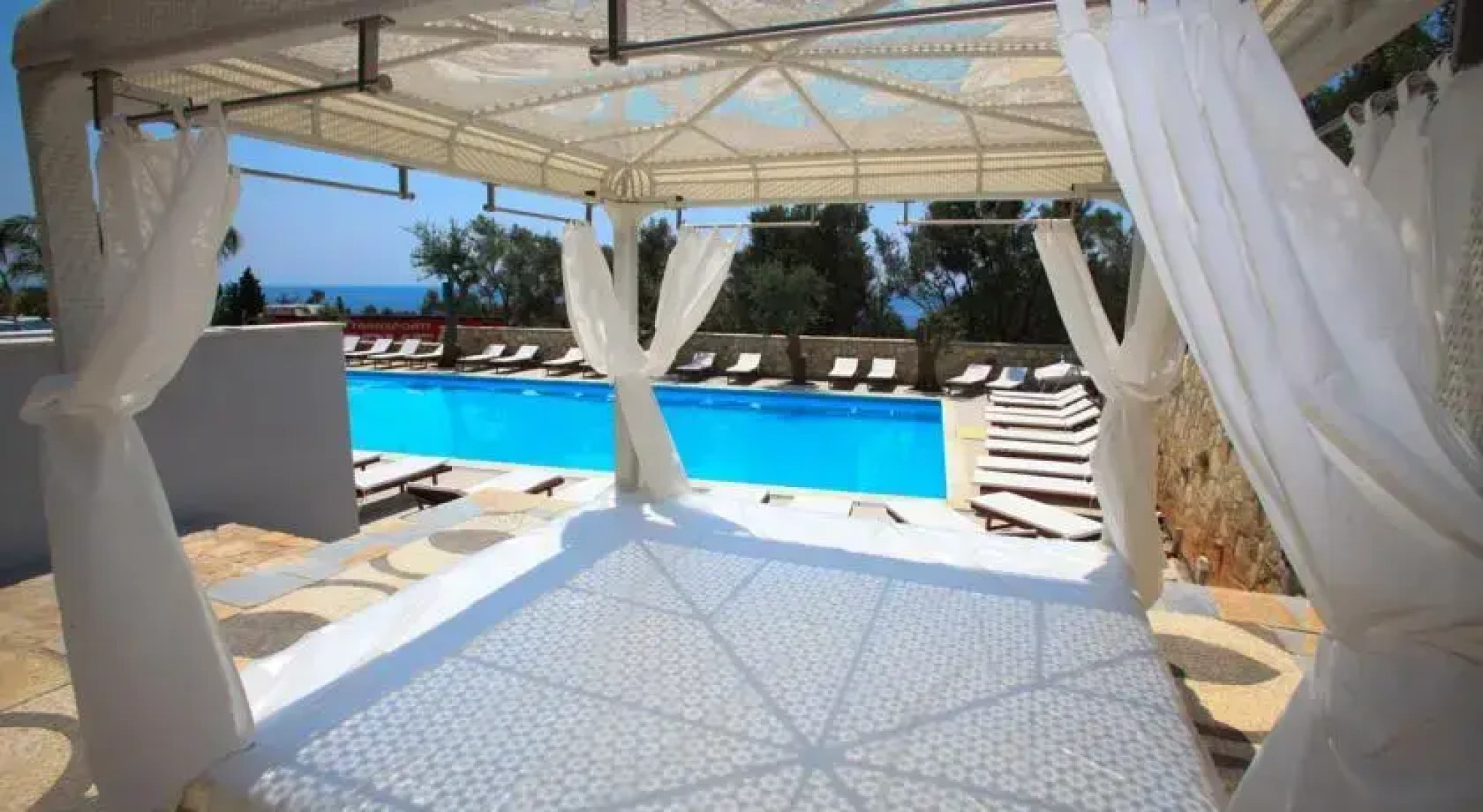 Splendor Hotel & Spa