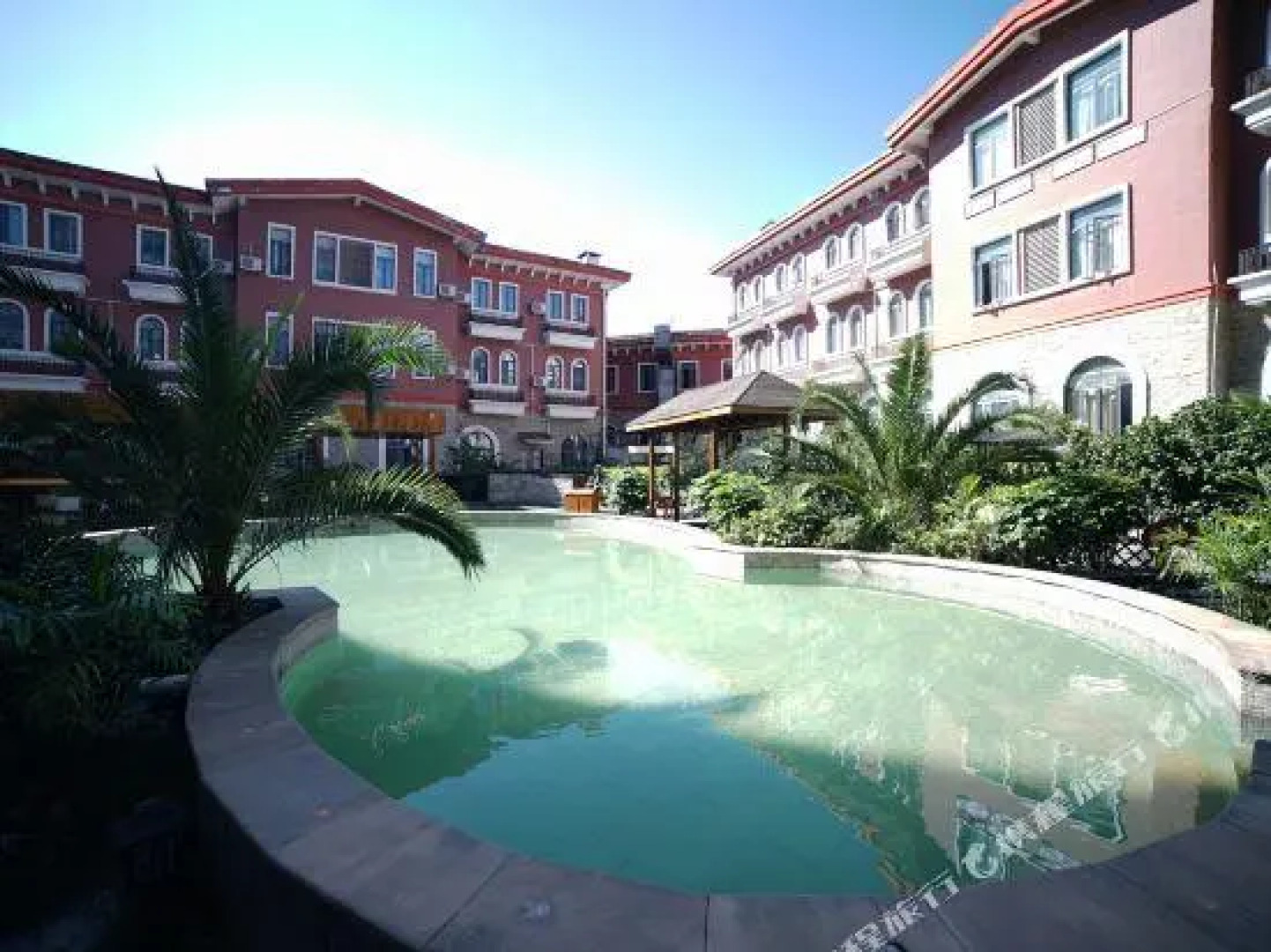 Wutong Hot Spring Hotel