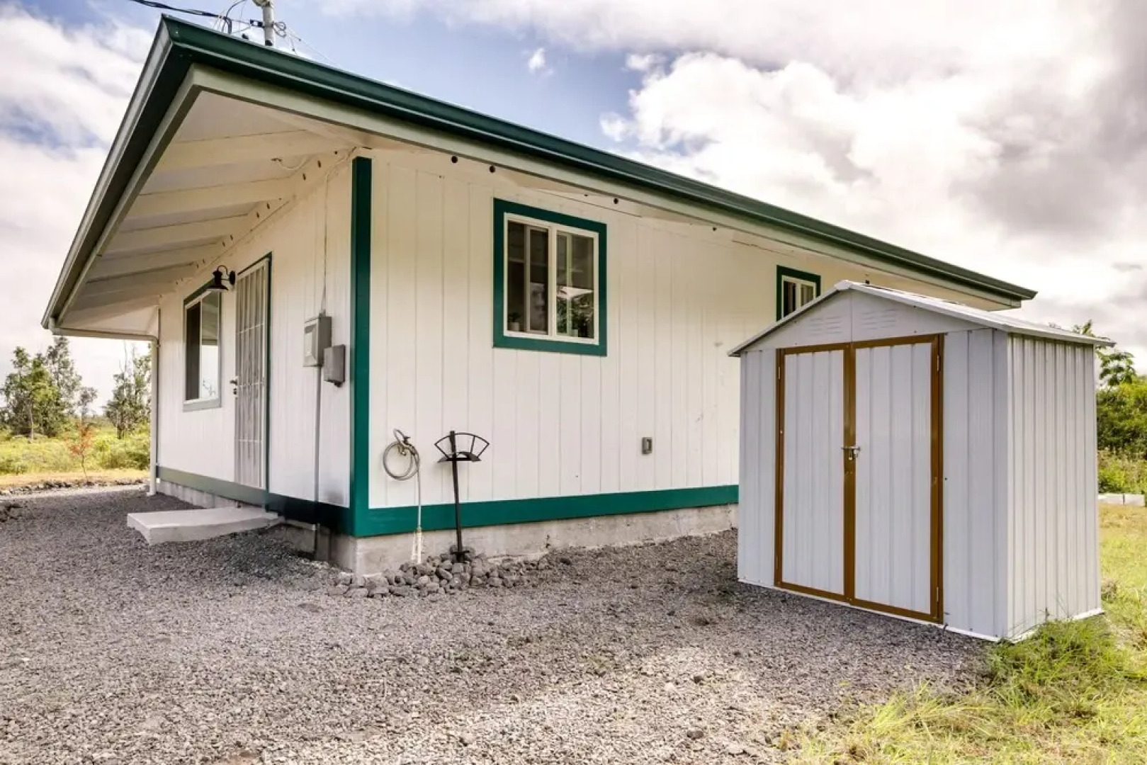 Cozy Keaau Vacation Rental - 1 Mi to Ocean!