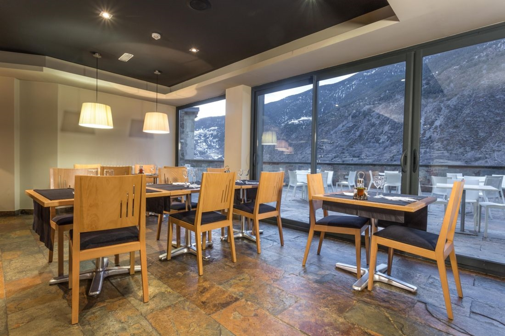 Apartaments Shusski by Nexta.