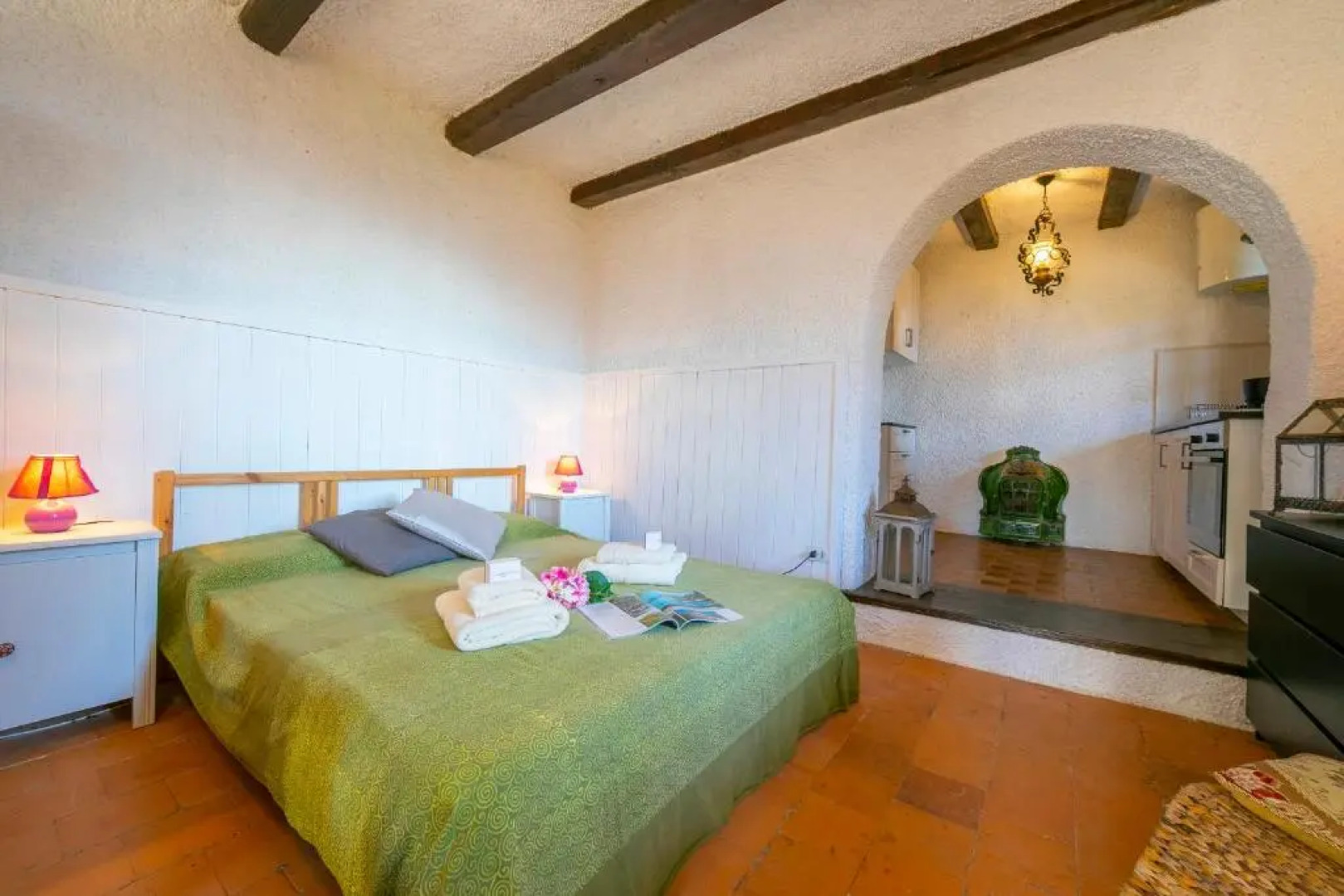 Cosy Nest - Terrace & Parking Private