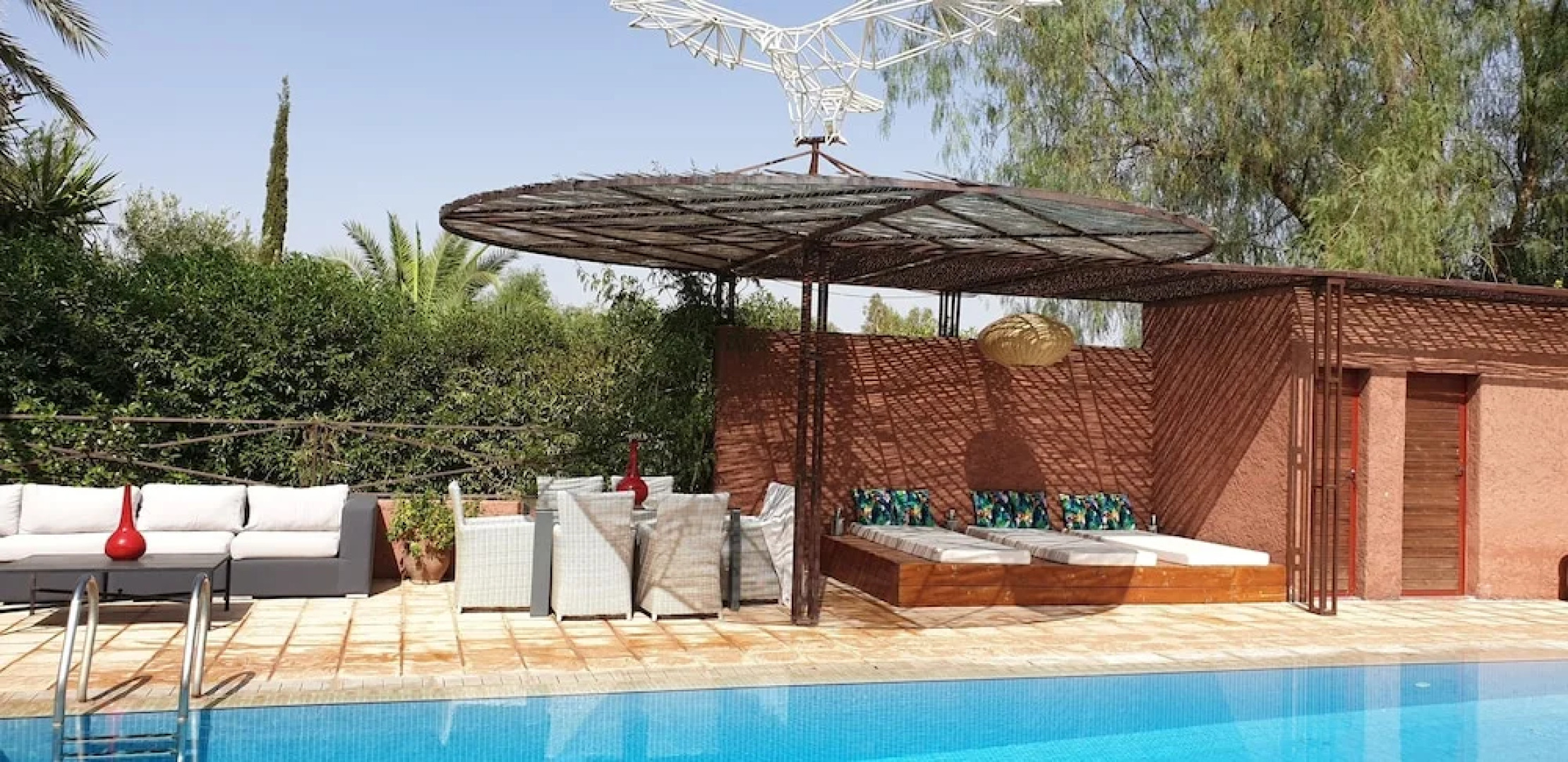 Very Chic Private Villa With Garden And Pool