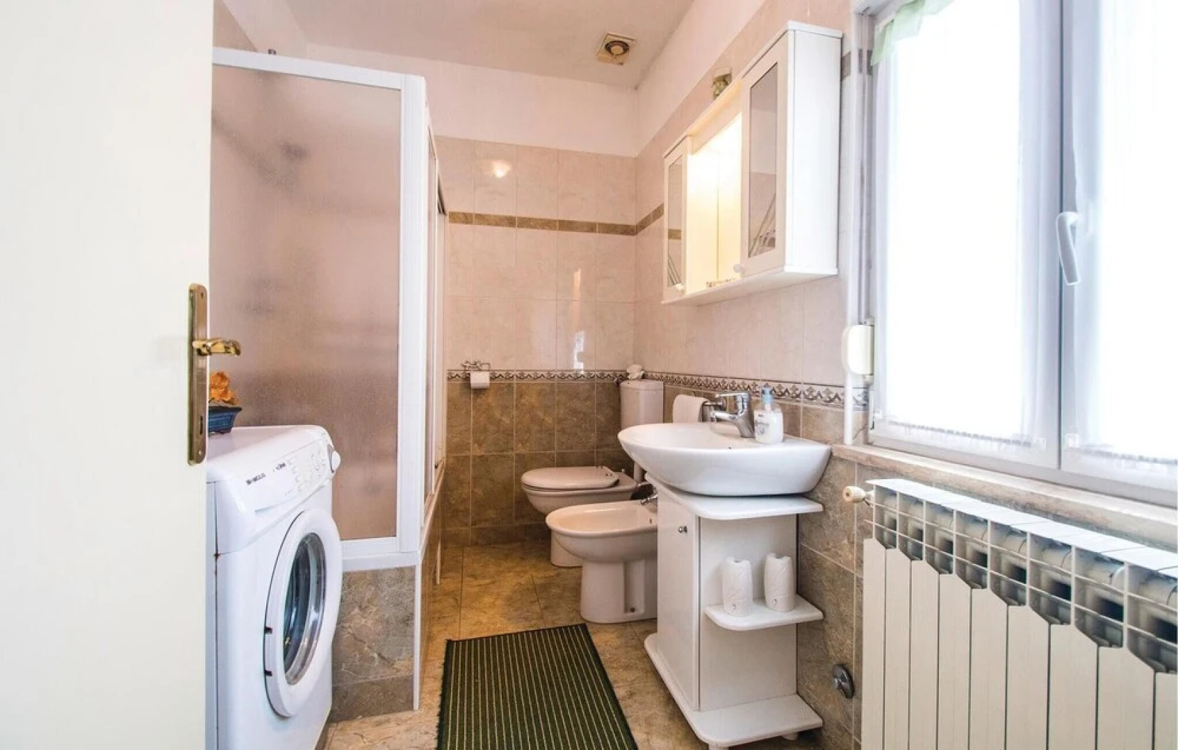 Amazing Home in Sumber With Wifi and 4 Bedrooms