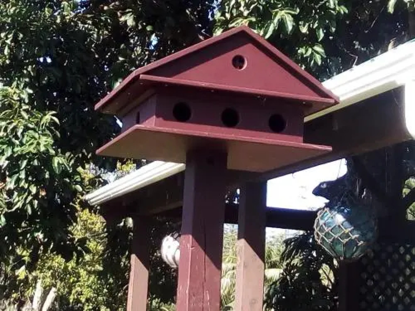 Fletcher Christian Holiday Apartments