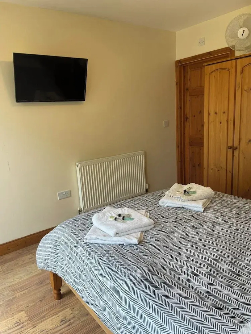 Rooms at the Huntsman Inn