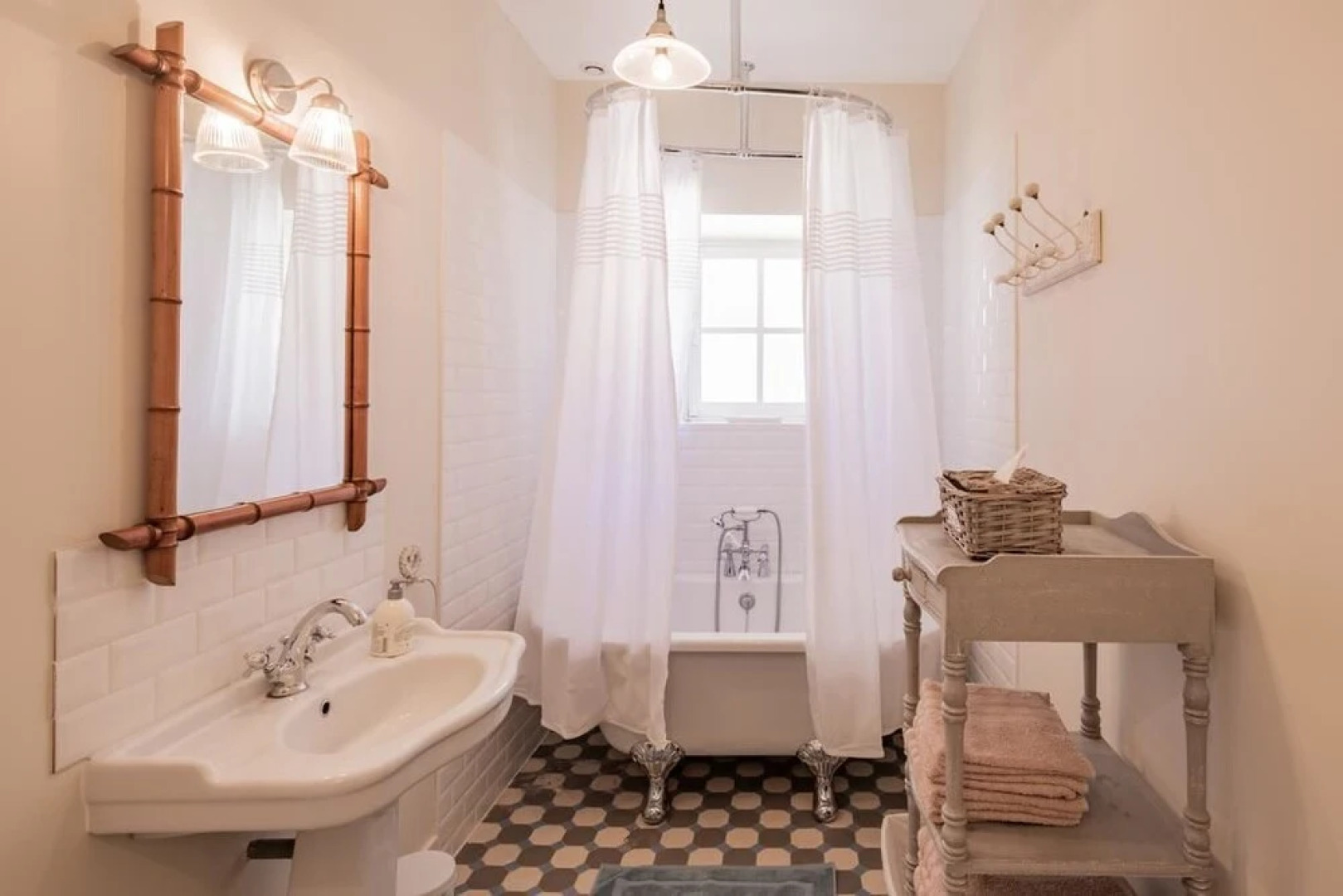 Pavillon De Subleine