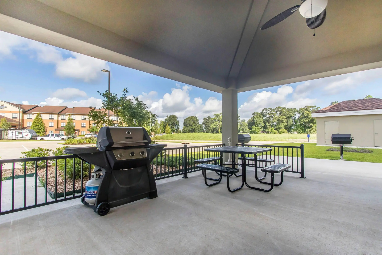 Suburban Studios Donaldsonville - Gonzales