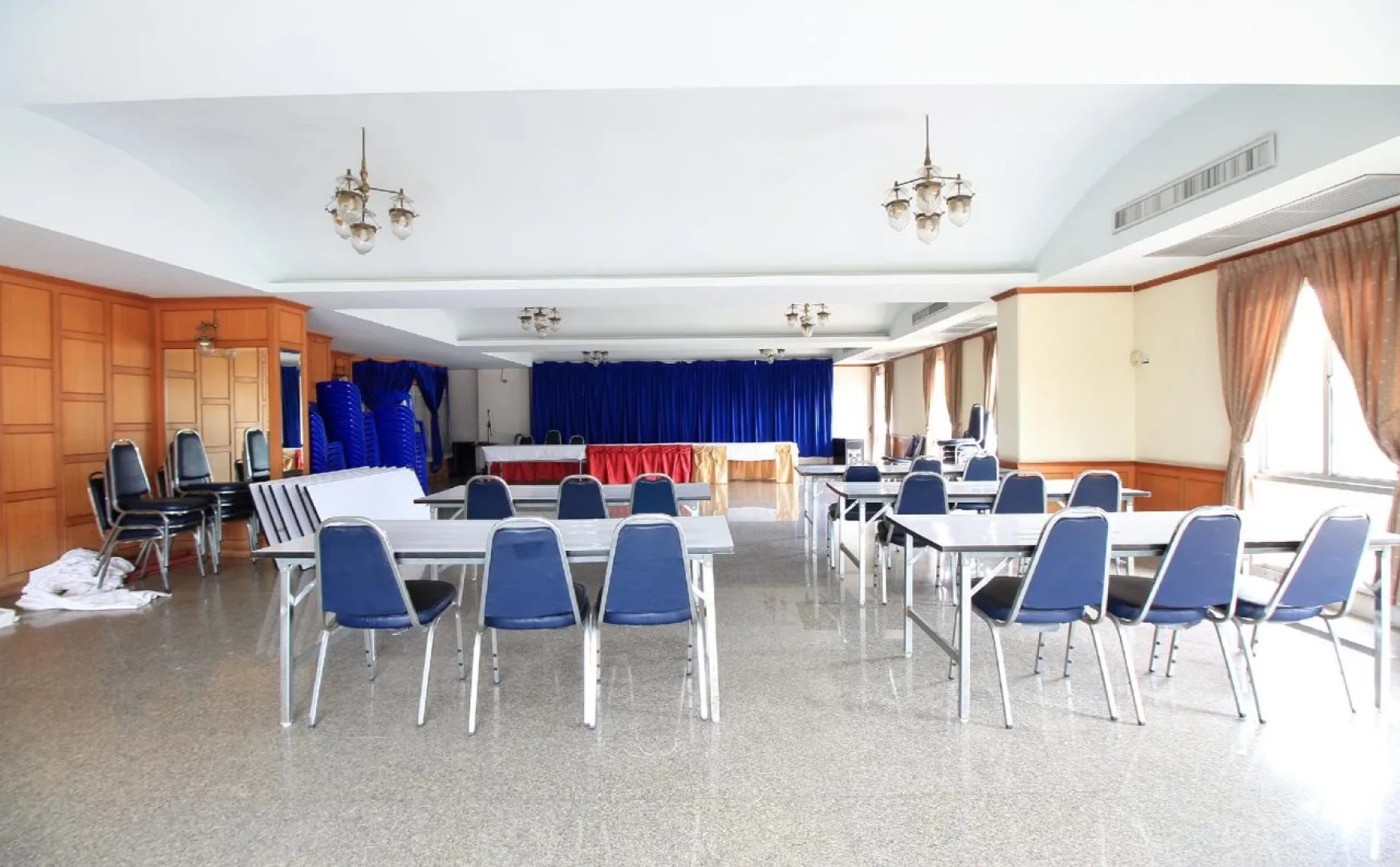 Diamond Place Hotel & Serviced Apartment