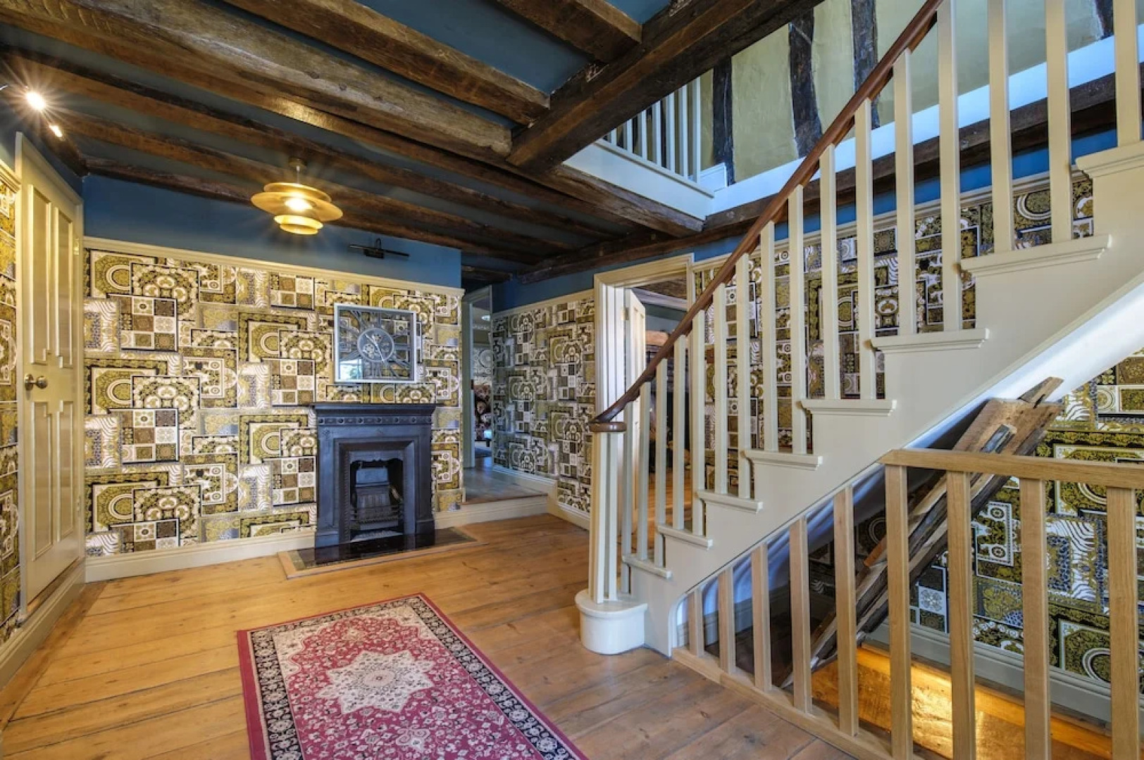 Luxury 3 Bed Manor House Hot Tub Cinema Room Skytv