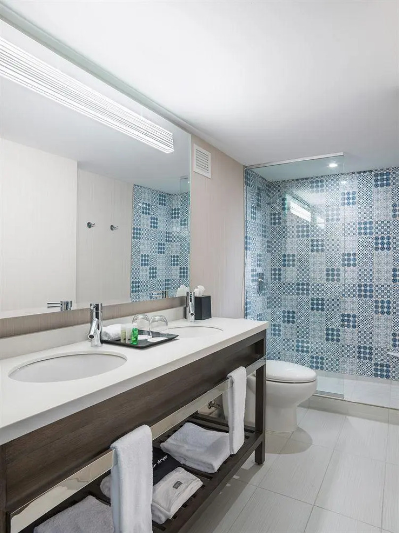 Westin Cleveland Downtown