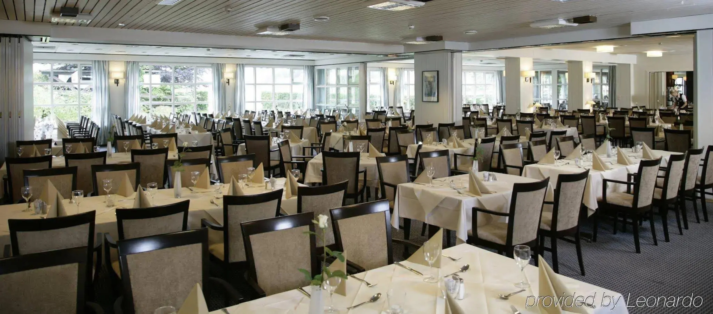 Отель Grand Skei