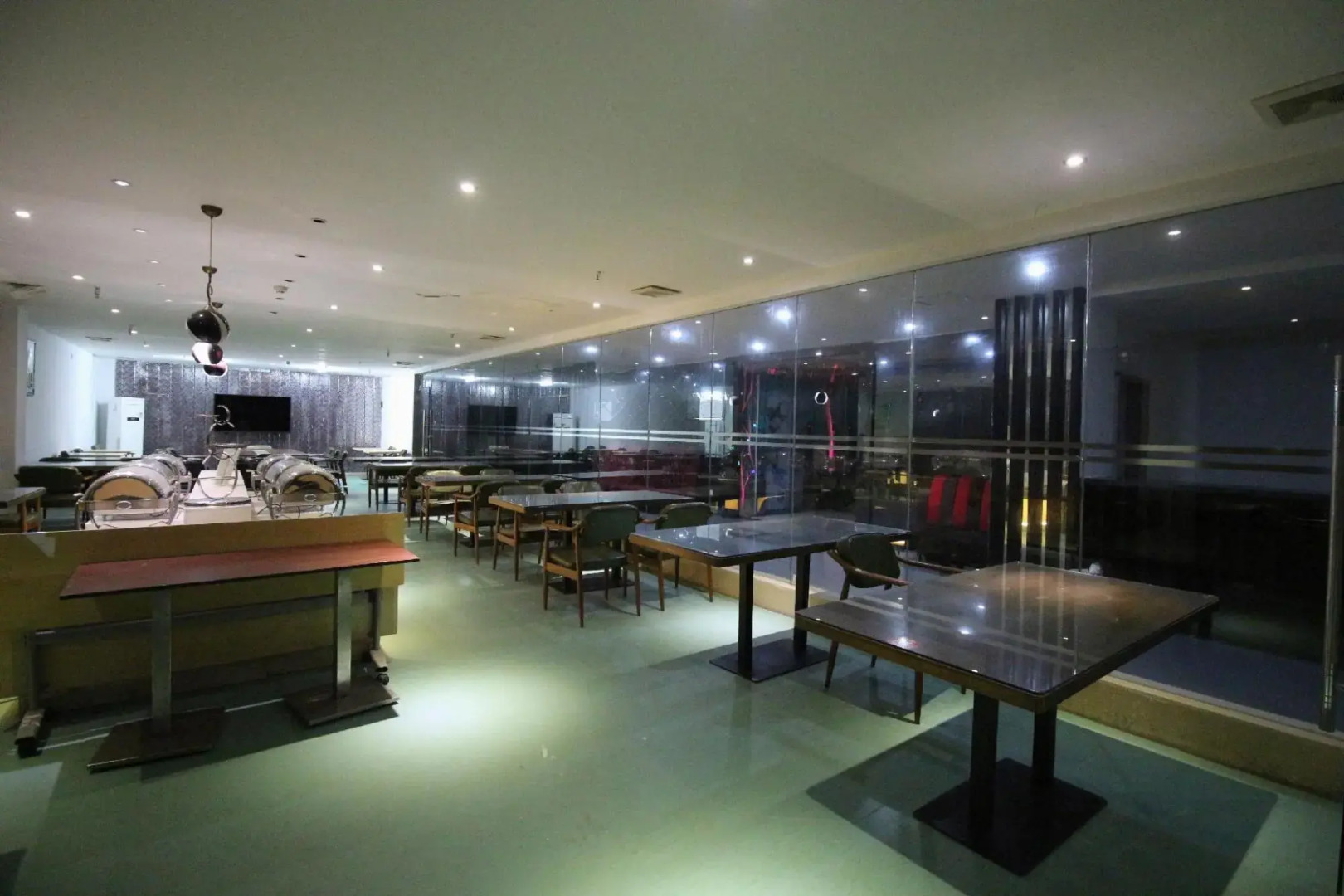 Pebble Motel (Pengtai Department Store Shopping Center)