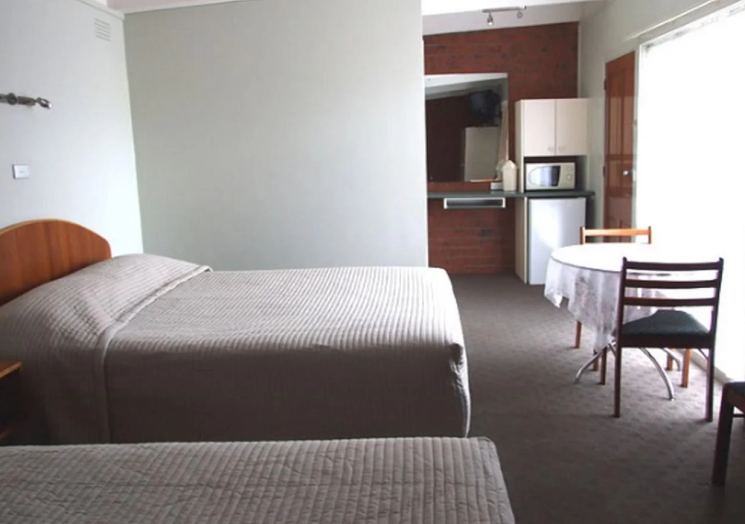 Abbotswood Motor Inn