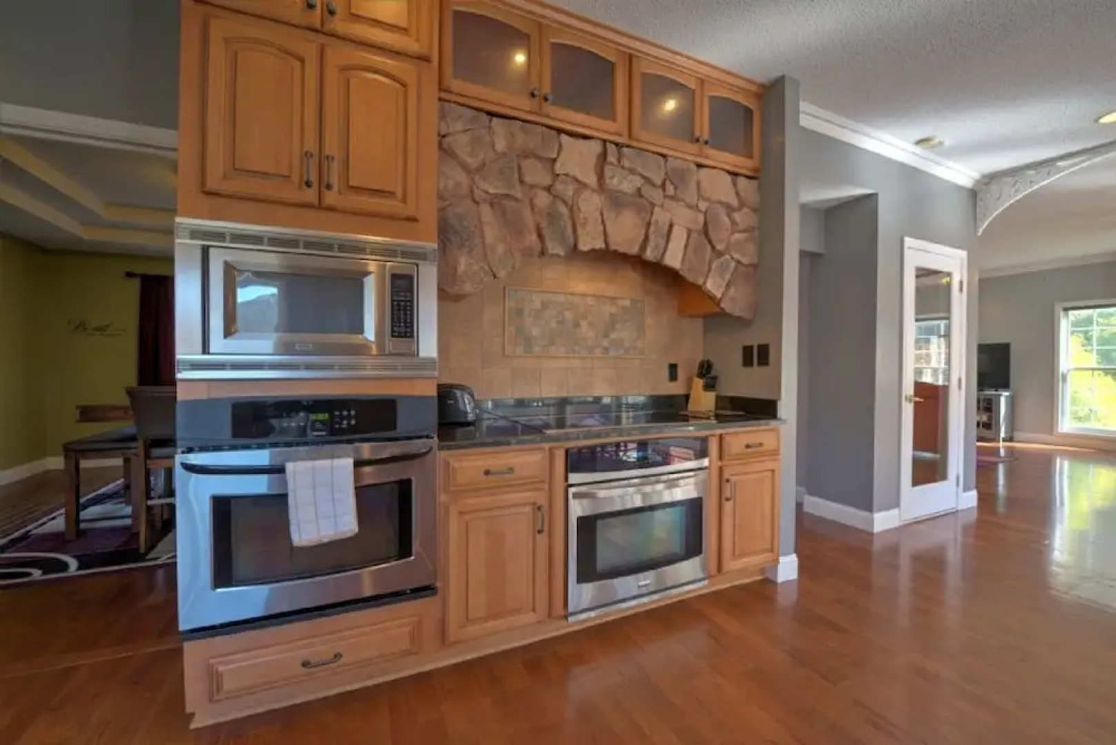 Sunshine Cove - 5 Br Home