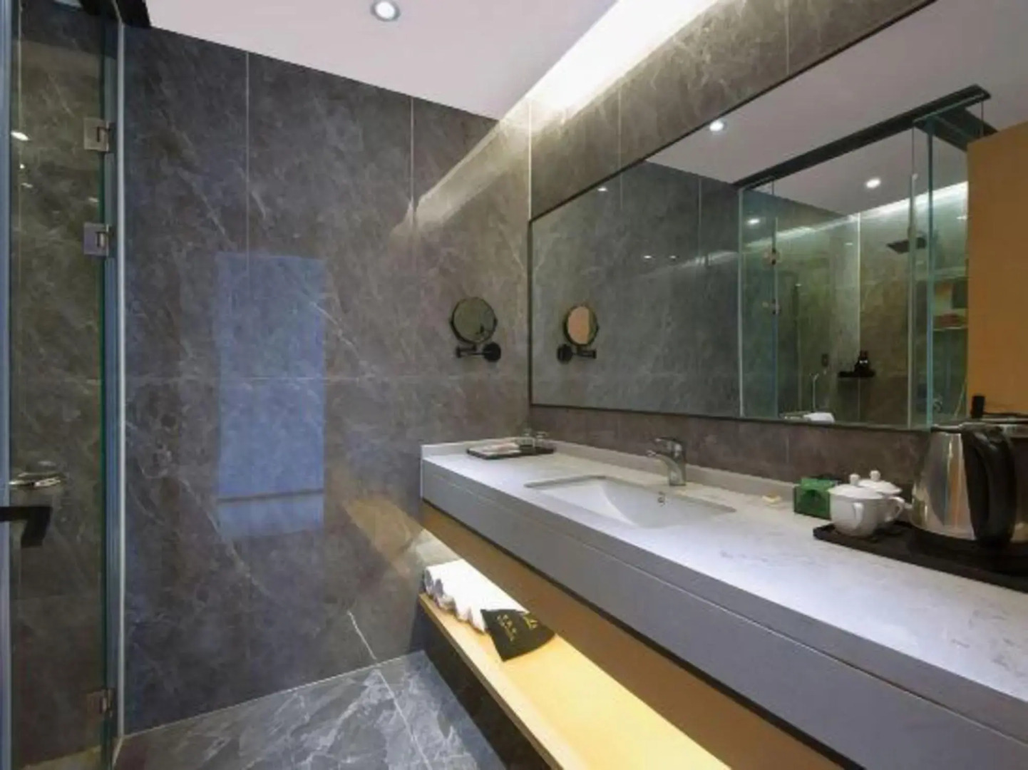 Ronggang International Hotel