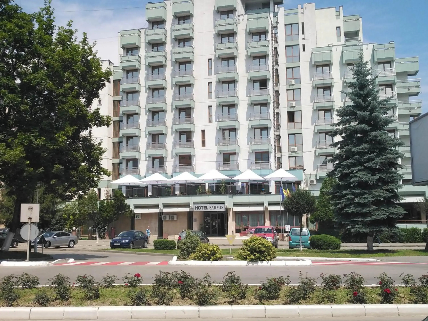 Sarmis Hotel