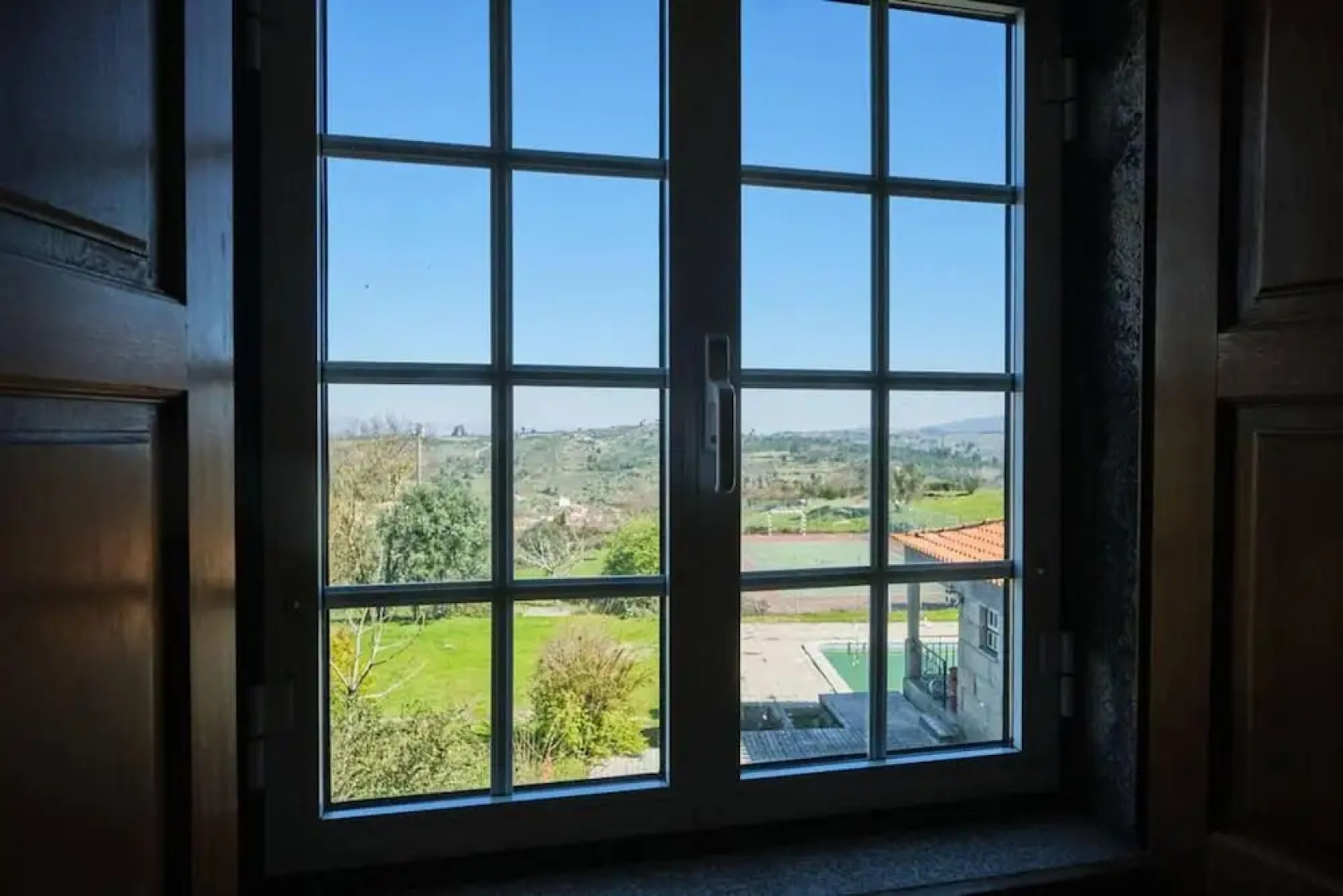 19th Centry Farmhouse Getaway - Sleep 12-14 W/pool