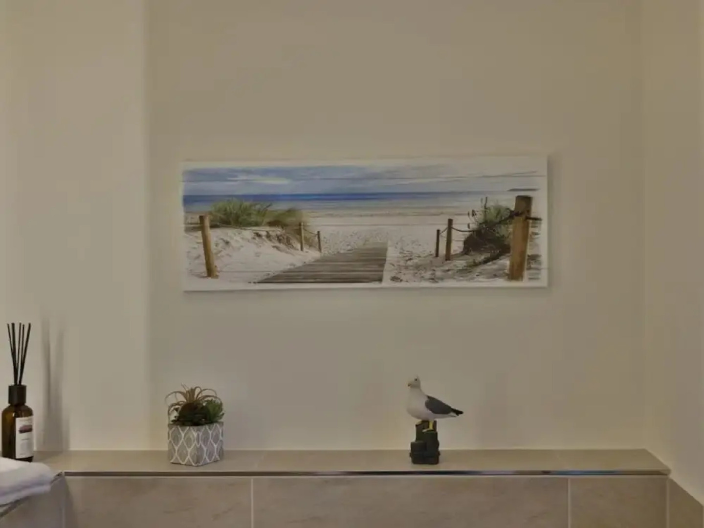 Herring Gull Modern Retreat