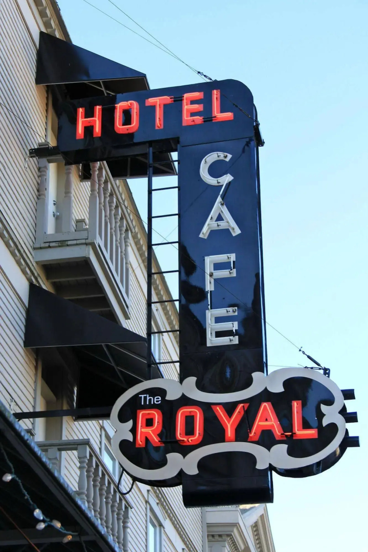 Royal Hotel