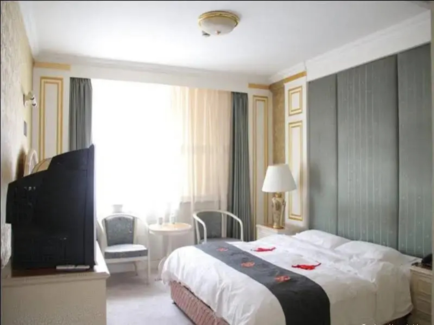 Harbin Tianzhi Hotel