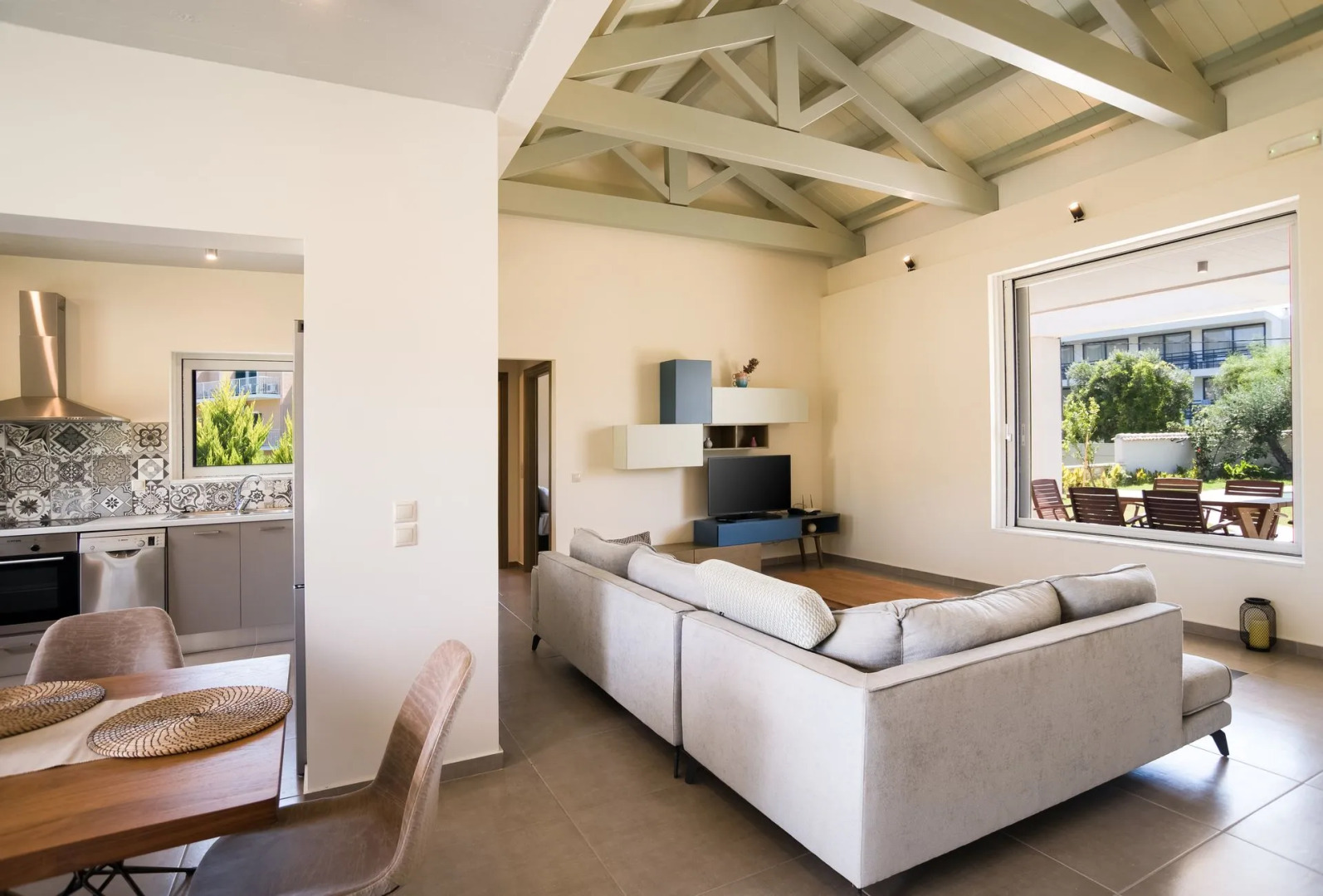 Three Stars Luxury Villas