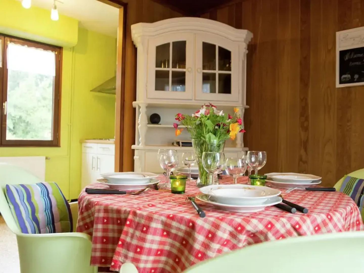 Holiday Home in Froidchapelle With Garden