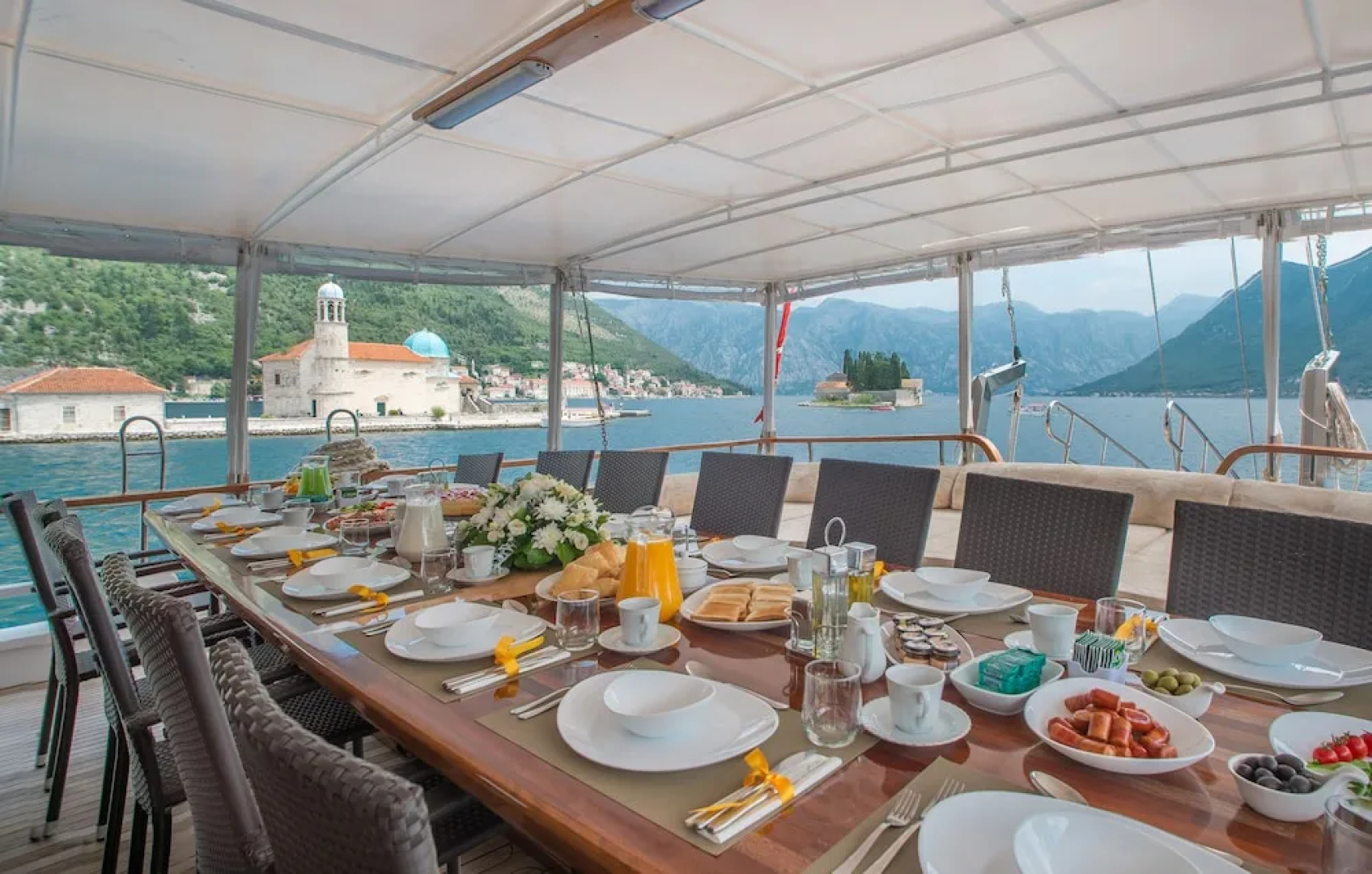 Dm Yachting - 7 Night Cruise Sun-Sun