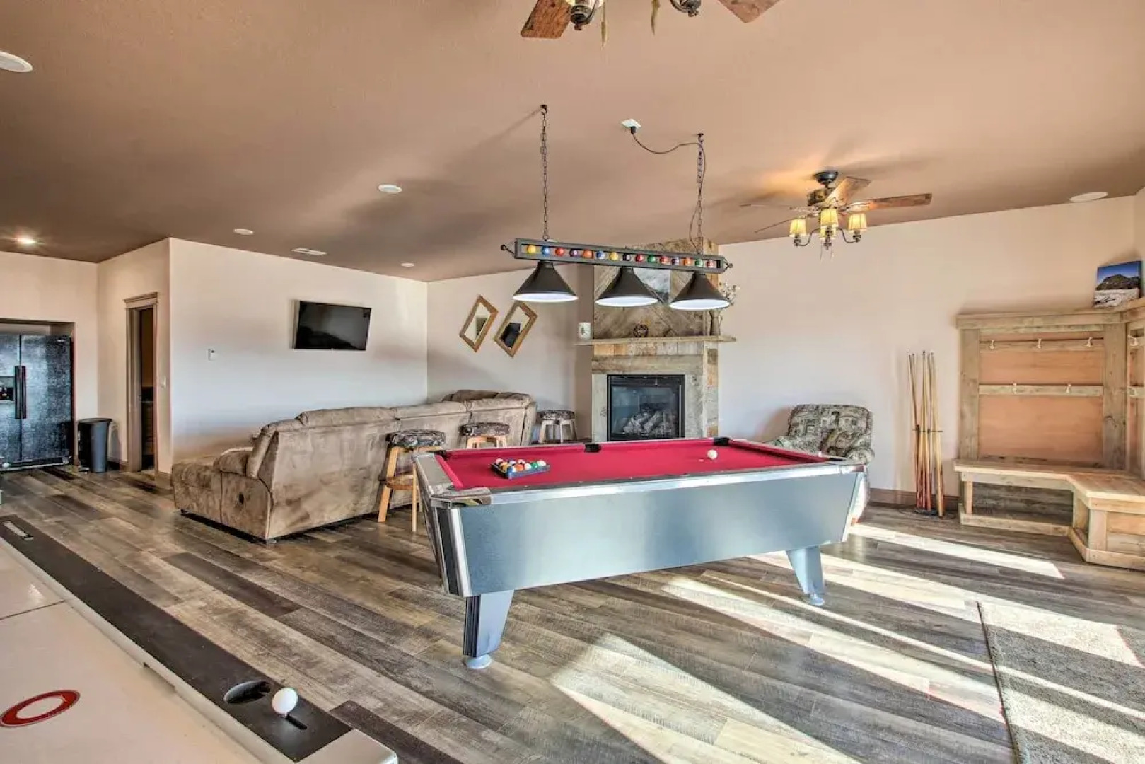 Spacious Home w/ Mtn Views: 2 Mi to Bear Lake!