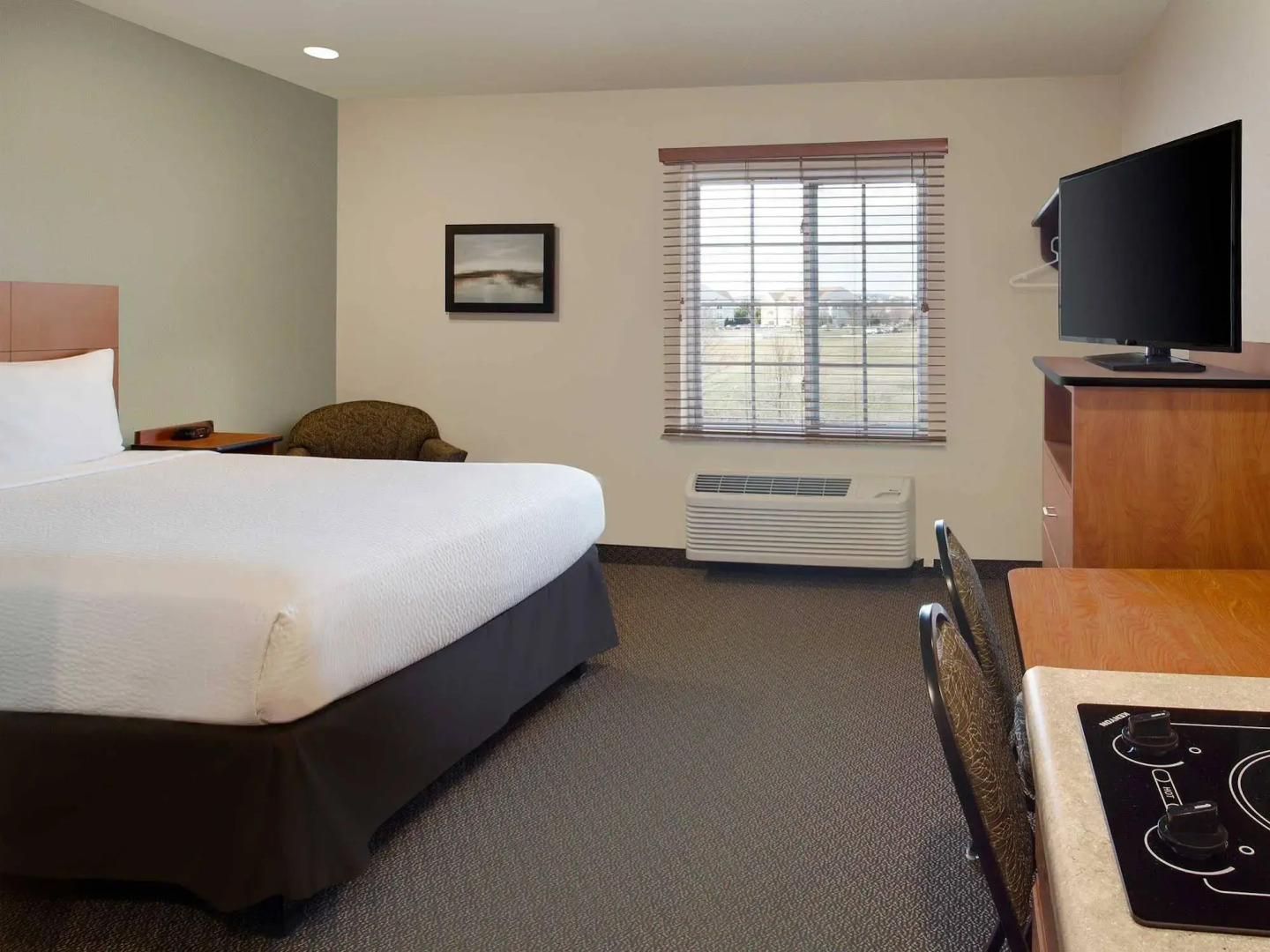 WoodSpring Suites Frederick I-70