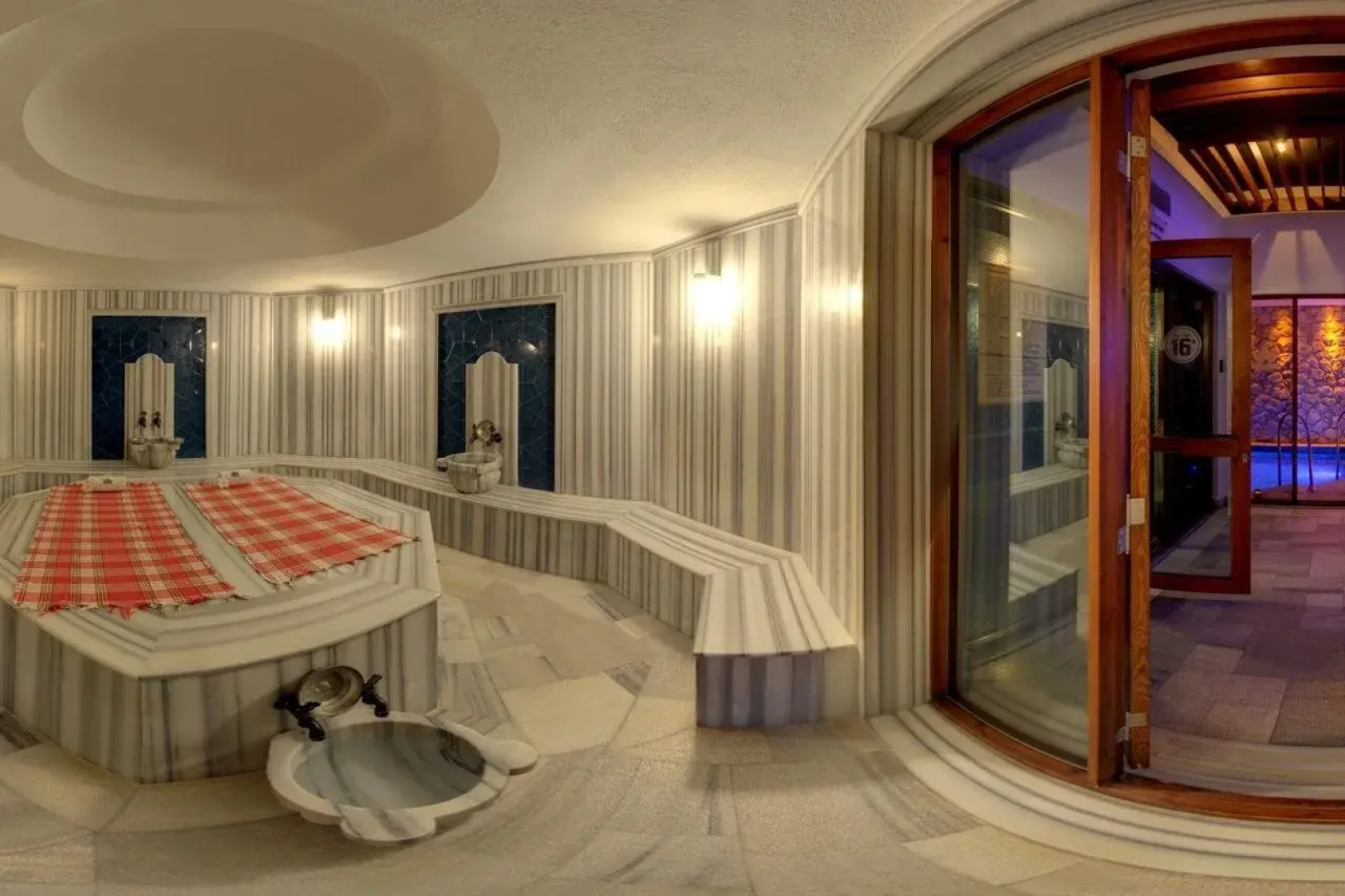 Montana Pine Resort - All Inclusive