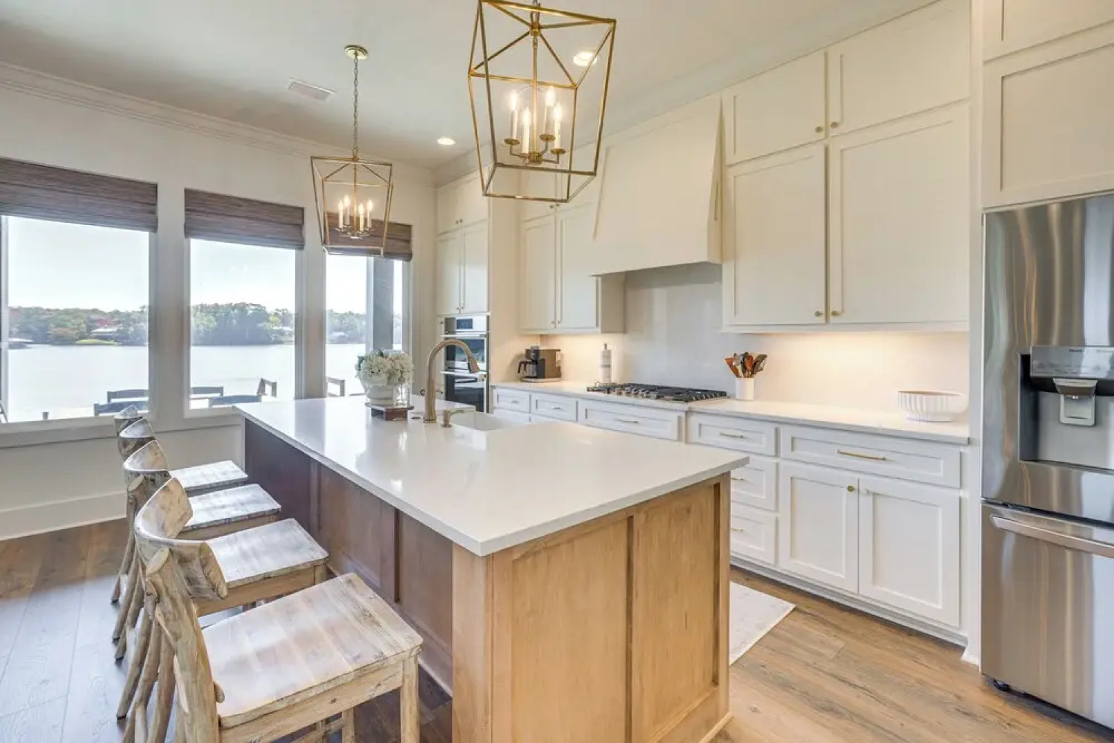 Waterfront Home in Alex City, Near Auburn