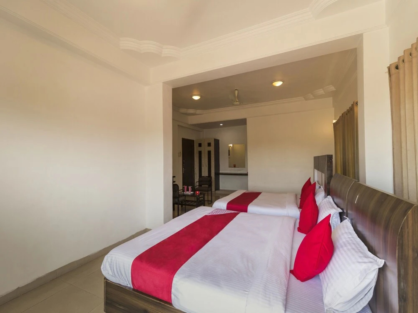 OYO 12204 Hotel Sai Sagar