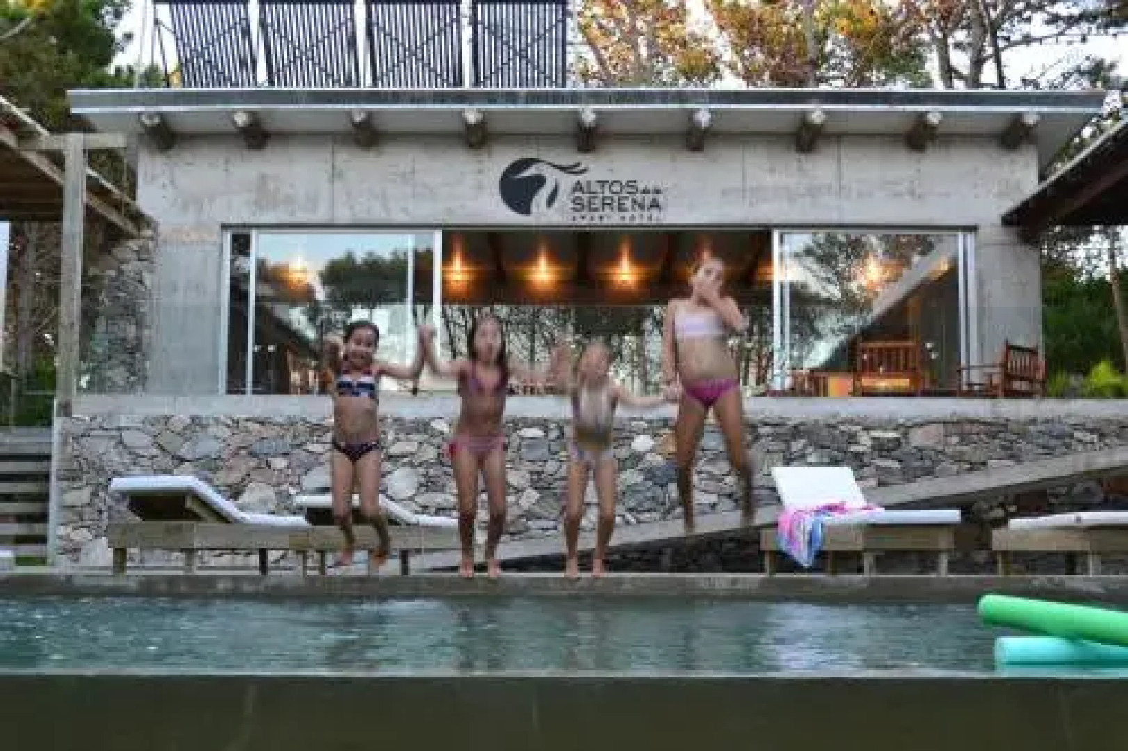 Altos de la Serena Apart Hotel