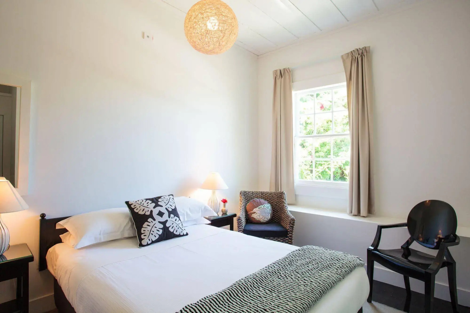 The Old Oak Boutique Hotel